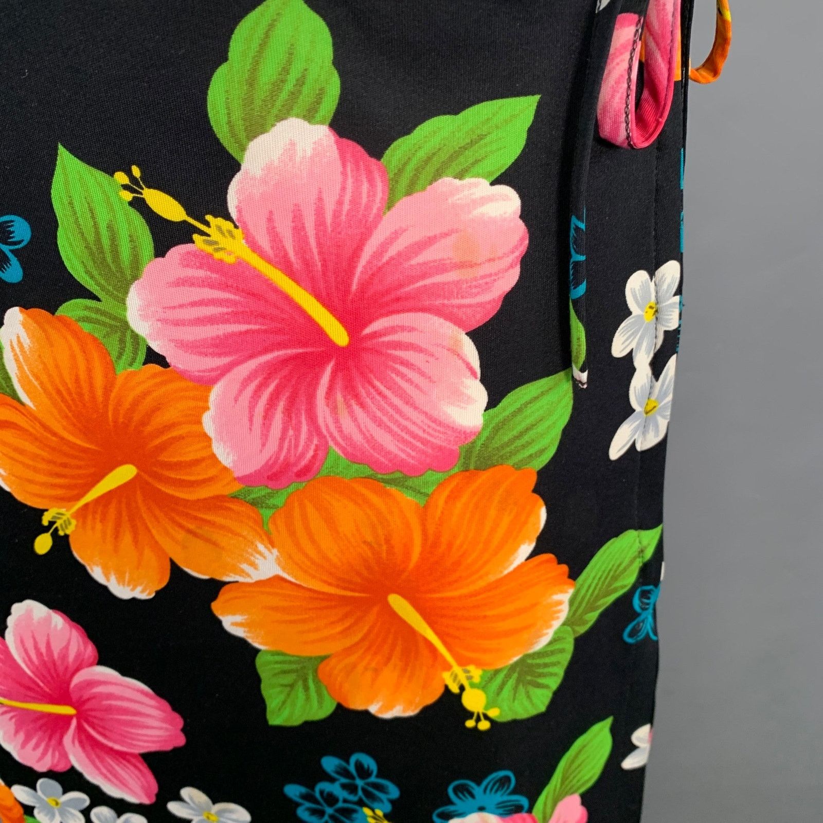 Dolce & Gabbana DOLCE & GABBANA Multi Floral Side Zipper Swim Coverup Skirt Size 31" - 3 Thumbnail
