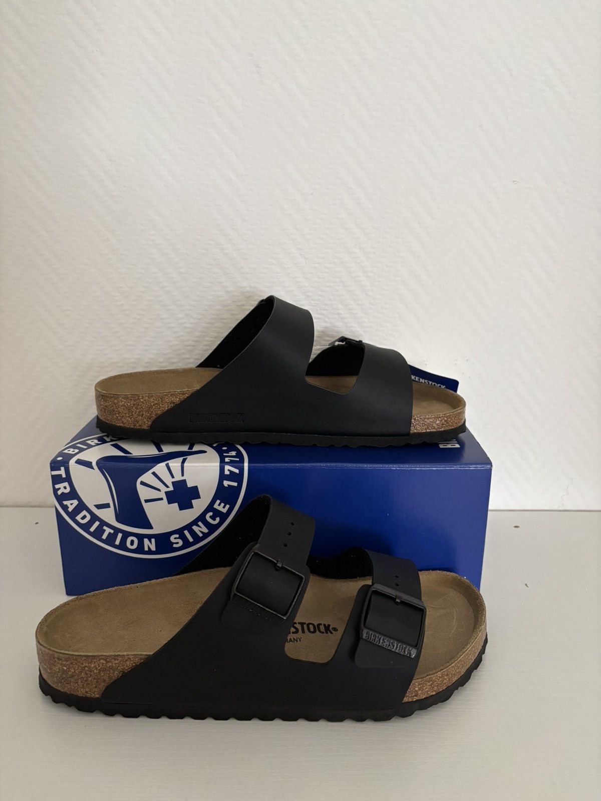 Birkenstock Birkenstock Arizona BS black 42 new Size US 9 / EU 42 - 3 Thumbnail