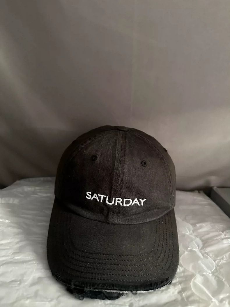 Vetements Vetements x reebok saturday cap | Grailed