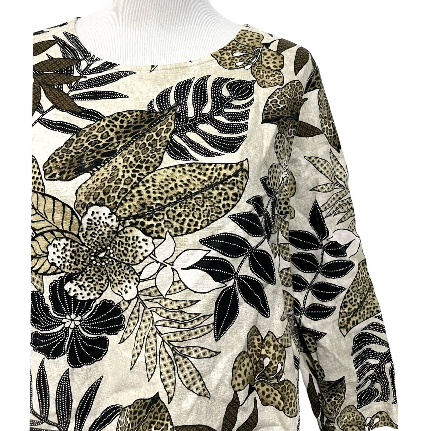 Vintage VINTAGE Hot Cotton Blouse Shirt Women Linen Cotton Floral Earth Tones Boxy Lagenlook 3/4 Sleeve Tan Size M Size M / US 6-8 / IT 42-44 - 4 Thumbnail