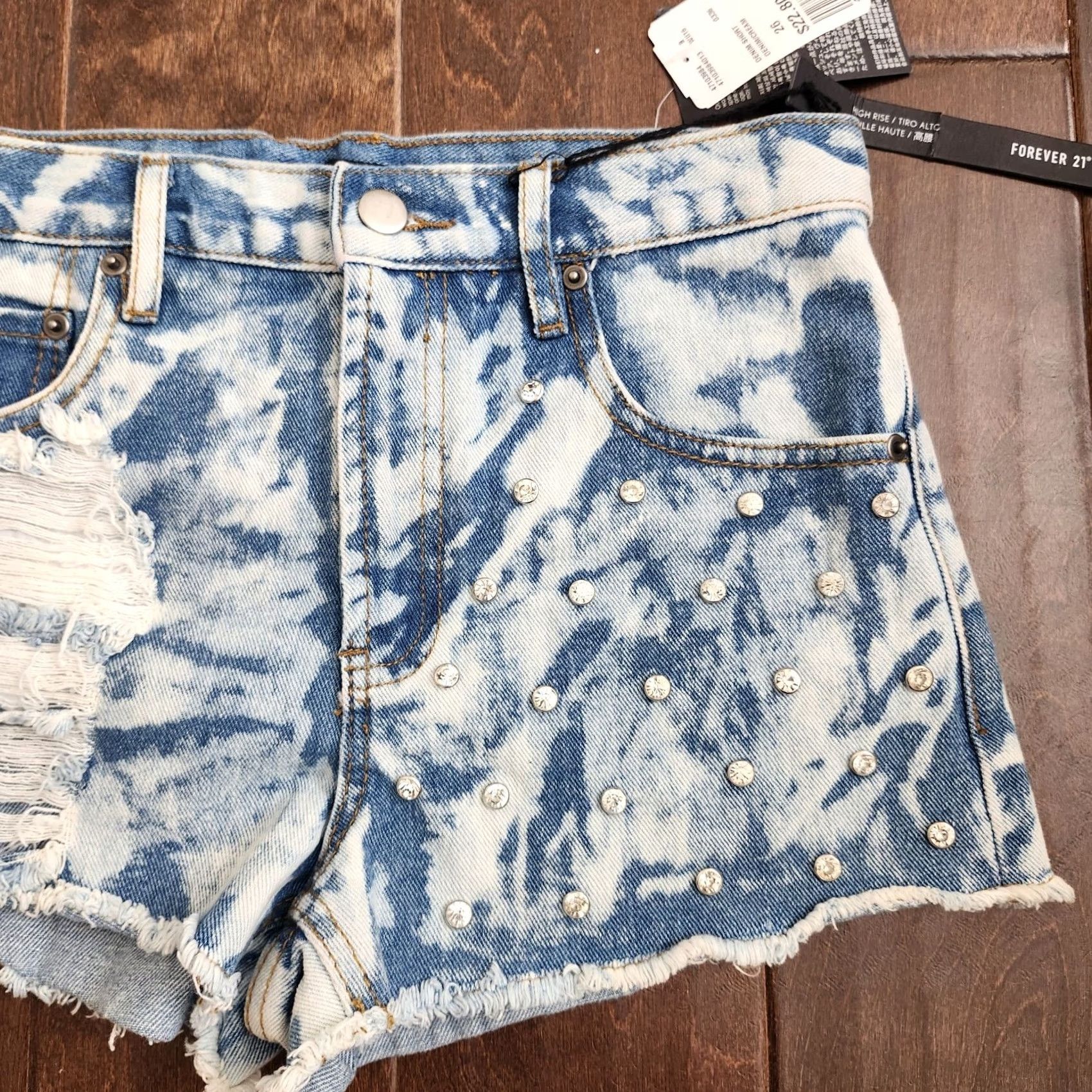 Forever 21 FOREVER 21 Women's Denim Shorts High Rise Distressed Embellished Blue 26 Regular Batik Party/Cocktail Summer Spring Fall Womens Size 26" / US 2 / IT 38 - 4 Thumbnail