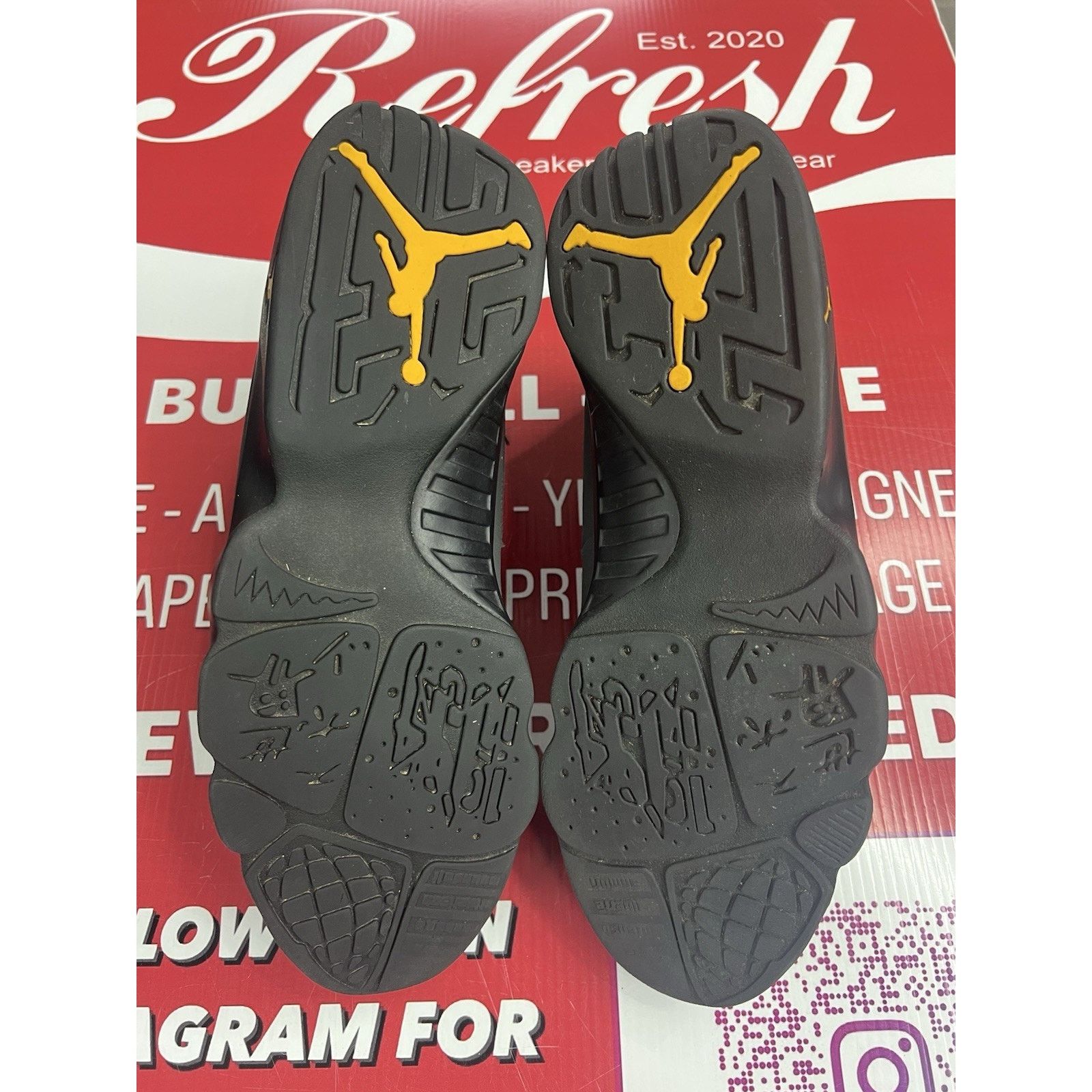 Jordan Brand Air Jordan 9 Retro Dark Charcoal University Gold Size 13 Size US 13 / EU 46 - 6 Thumbnail