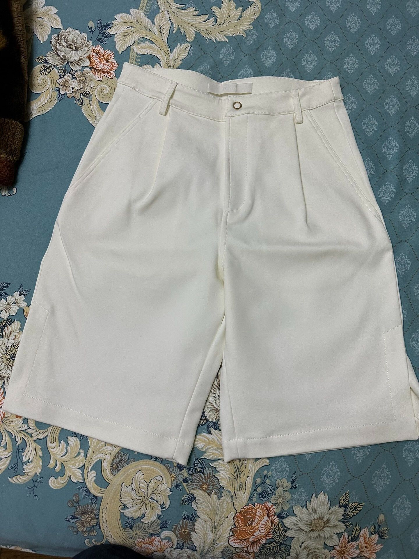 Dion Lee Dion Lee White Casual Shorts Size 26" / US 2 / IT 38 - 1 Thumbnail