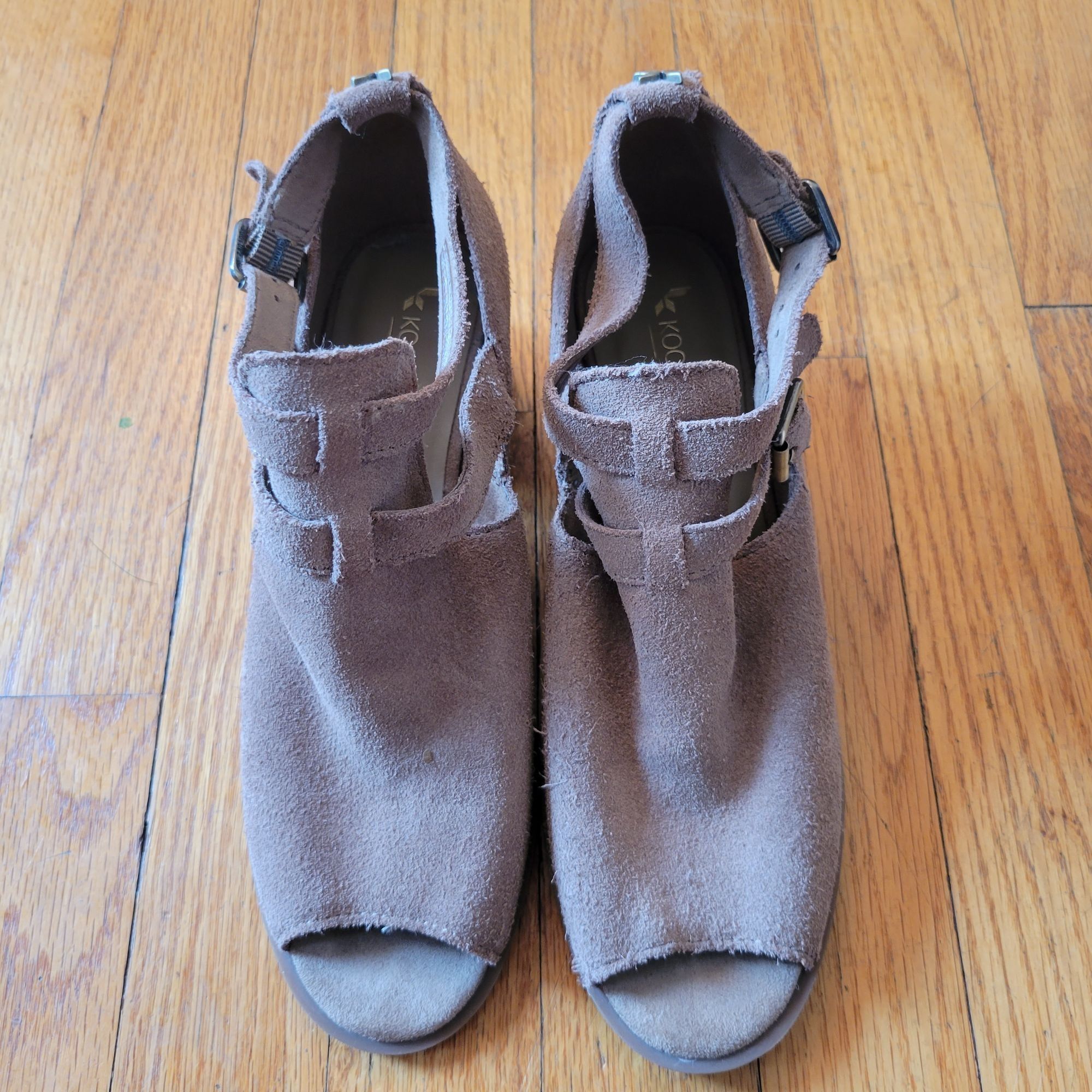Ugg Koolaburra UGG Open Toe Suede Booties Buckle Strap 6.5 Heele Size US 6.5 / IT 36.5 - 7 Thumbnail