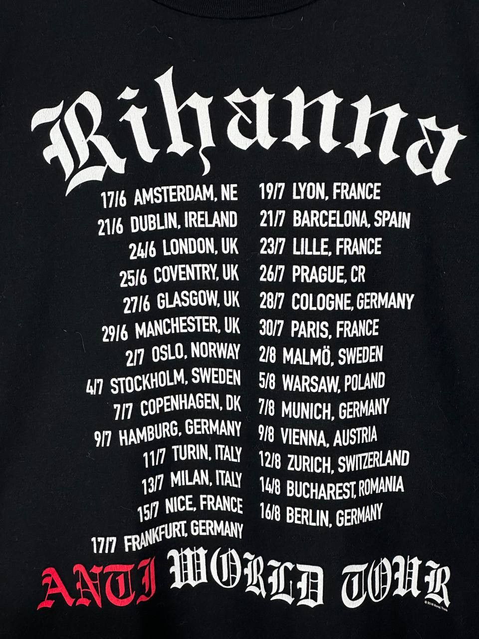 Rihanna Rihanna ANTI World Tour 2016 Graphic T-shirt Size US S / EU 44-46 / 1 - 5 Thumbnail