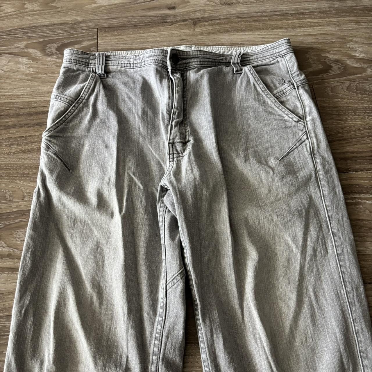 Vintage Crazy Vintage Y2K/2000 Grunge Light Grey Wash Denim Jeans! 33x32 Size US 33 - 5 Thumbnail