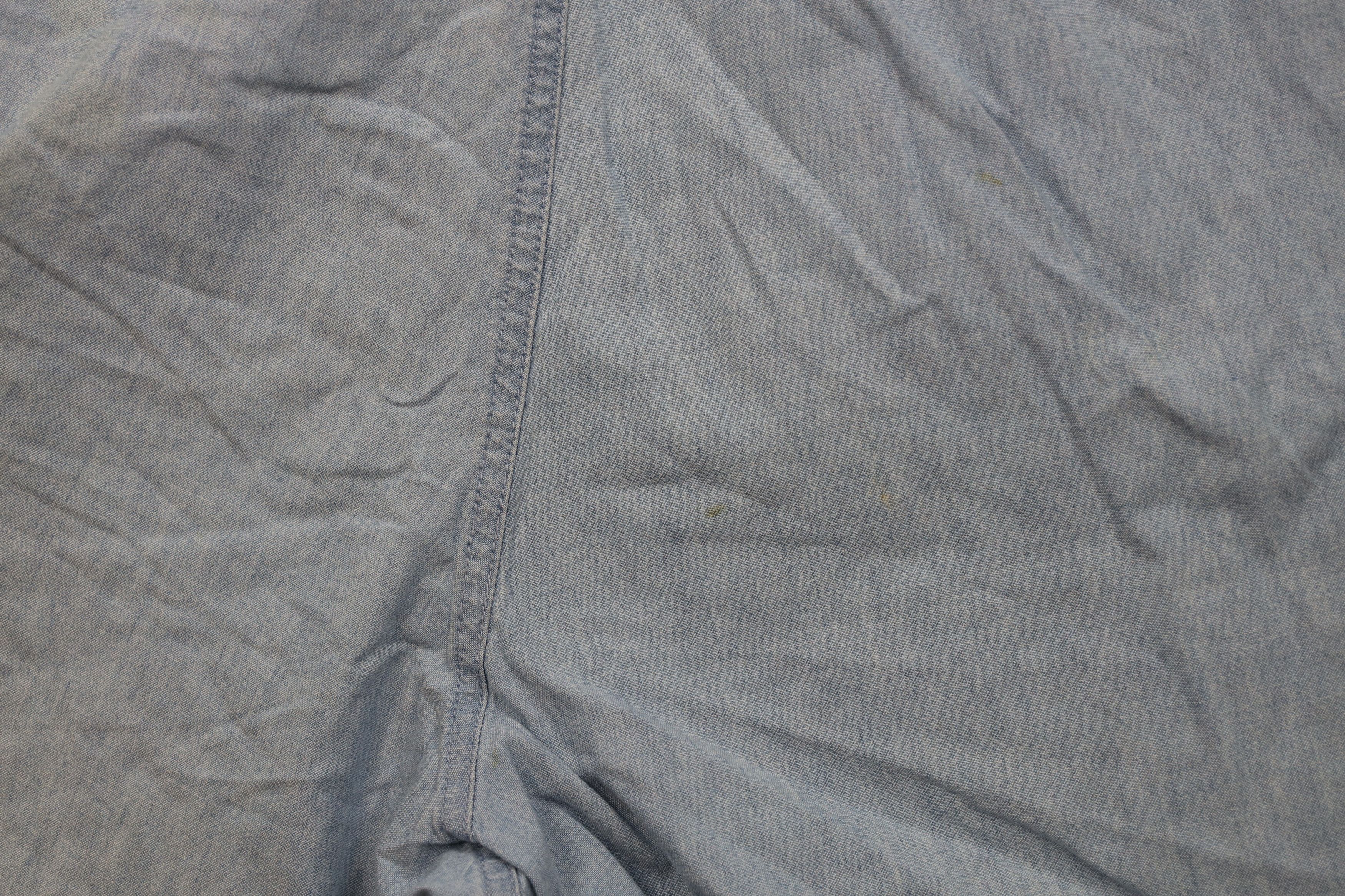 Eddie Bauer Vintage 90s Eddie Bauer Chambray Above Knee Chino Shorts Size US 38 / EU 54 - 12 Thumbnail