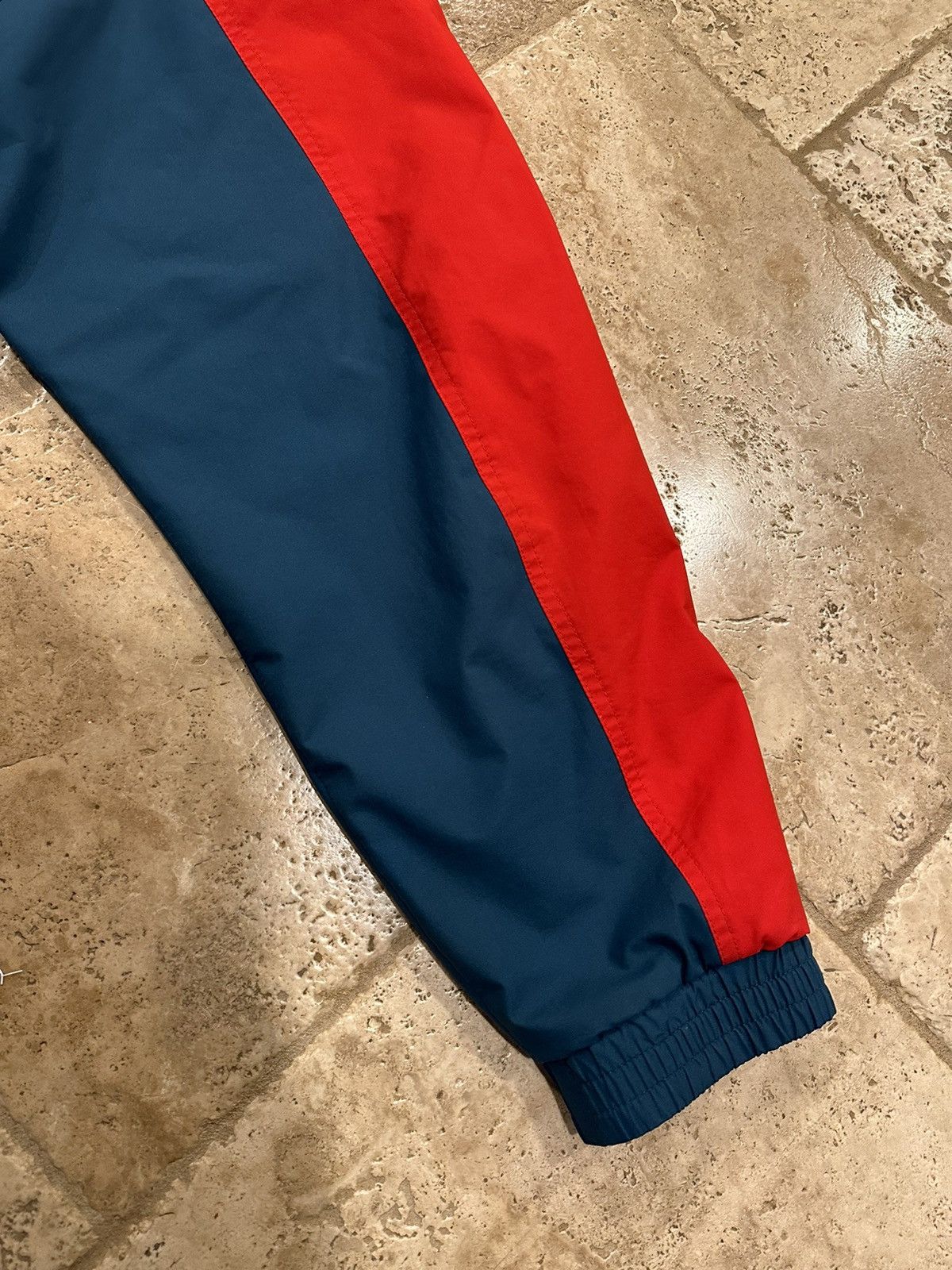 Eddie Bauer × Vintage Vintage Eddie Bauer 90s Windbreaker Anorak Raincoat Jacket Size US L / EU 52-54 / 3 - 11 Thumbnail