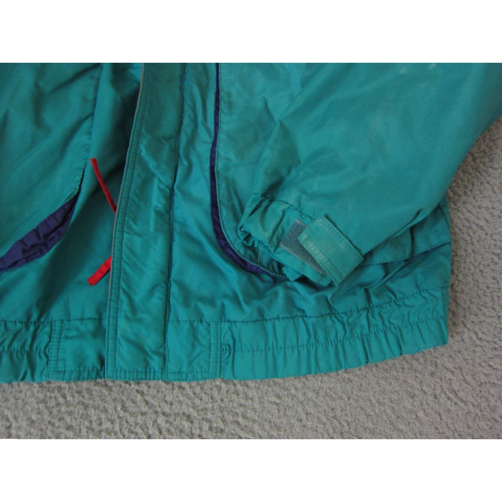 Vintage VINTAGE Columbia Jacket Mens Large Blue Windbreaker Full Zip All Seasons Regular Style Logo Navy? Size US L / EU 52-54 / 3 - 6 Thumbnail