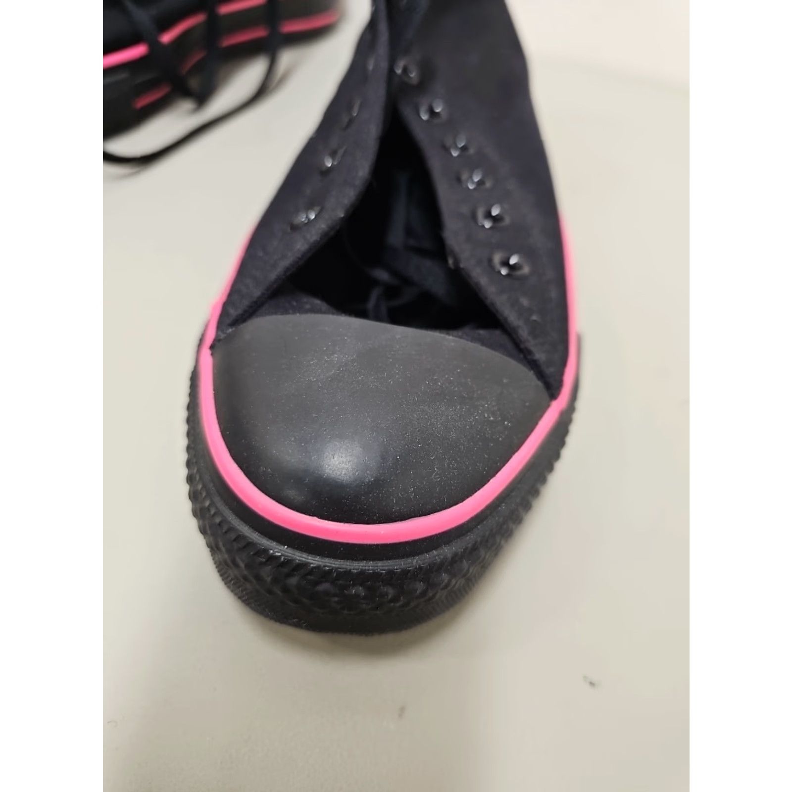 Converse VINTAGE Converse All Star High Top Shoes Black & Pink Red Canvas Sneaker 13 Mens Size US L / EU 52-54 / 3 - 3 Thumbnail