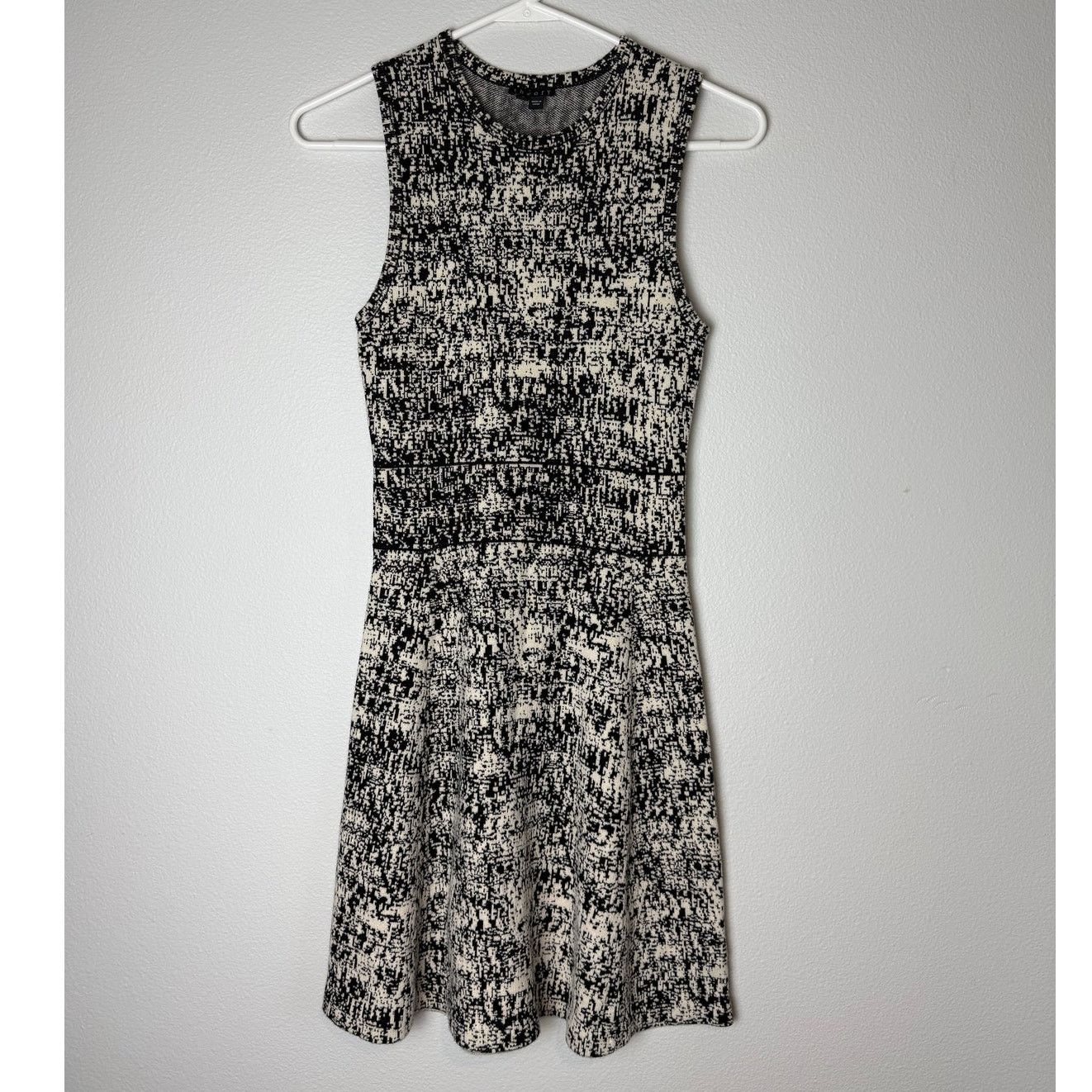 Theory $395 Theory Marl Flare Knit Sweater Dress, Sz P Size S / US 4 / IT 40 - 1 Thumbnail