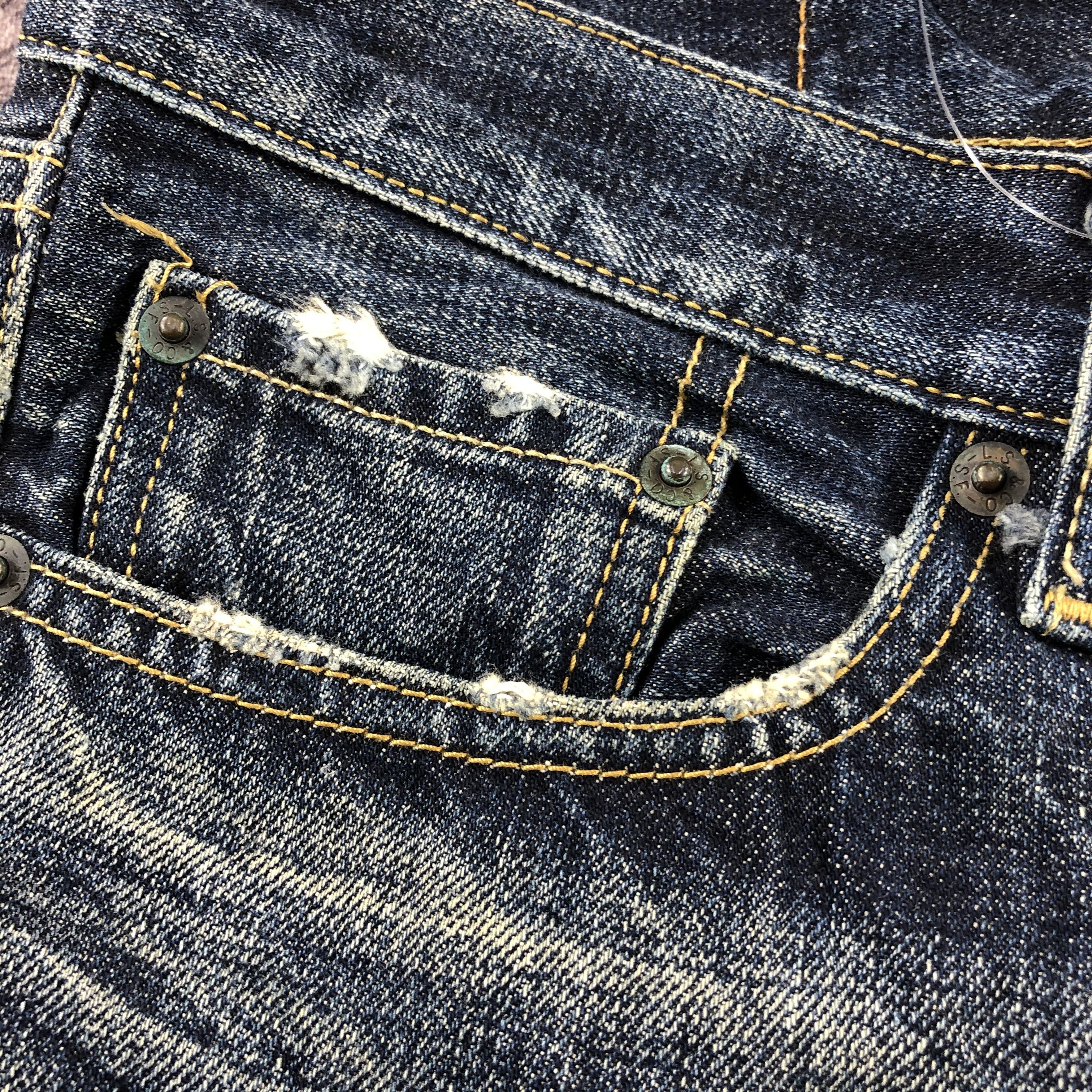 Levi's × Vintage 90s Vintage Blue Wash Levis 501 Jeans-JM2916 Size US 33 - 11 Thumbnail