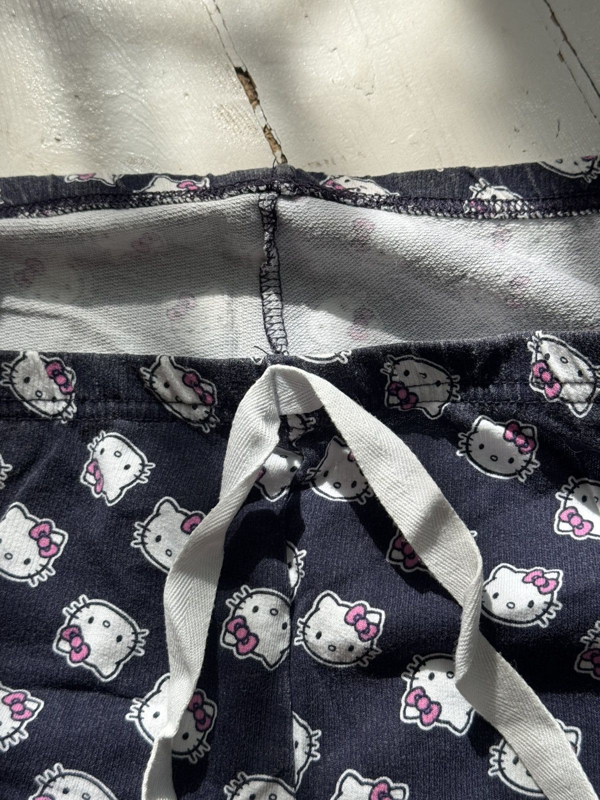 Cartoon Network VINTAGE HELLO KITTY MONOGRAM 2000s ANIMA PANTS Size 30" / US 8 / IT 44 - 4 Thumbnail