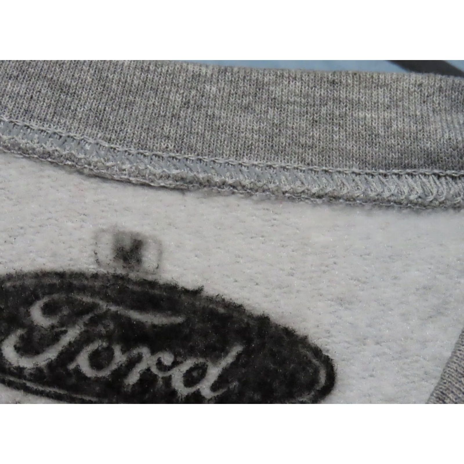 Ford VINTAGE Ford Bronco Gray Double Sided Long Sleeve Crewneck Sweatshirt Mens Size M Size US M / EU 48-50 / 2 - 5 Thumbnail