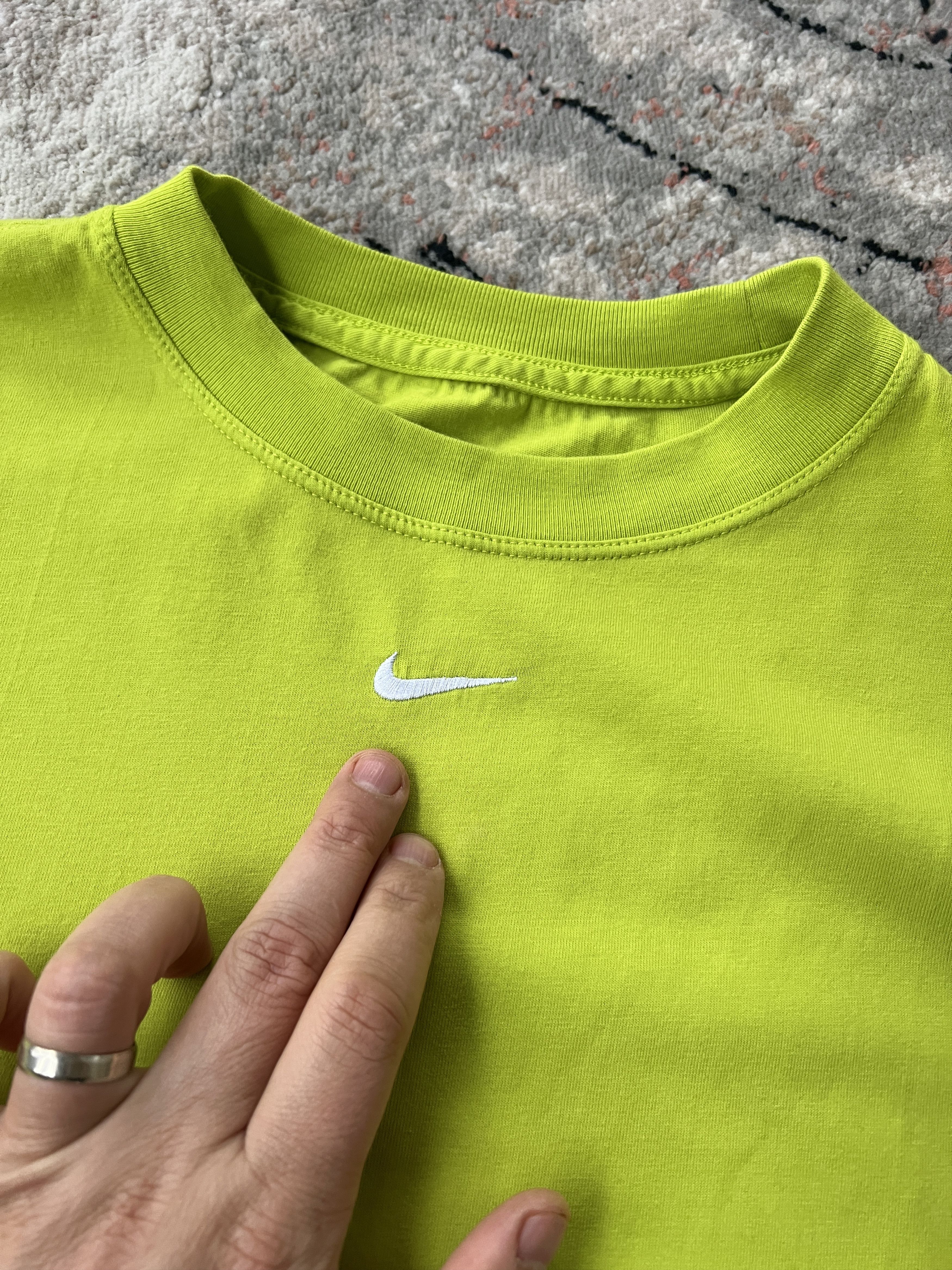 Nike Nike Centre Swoosh Loose Fit Tee Size US XL / EU 56 / 4 - 2 Thumbnail