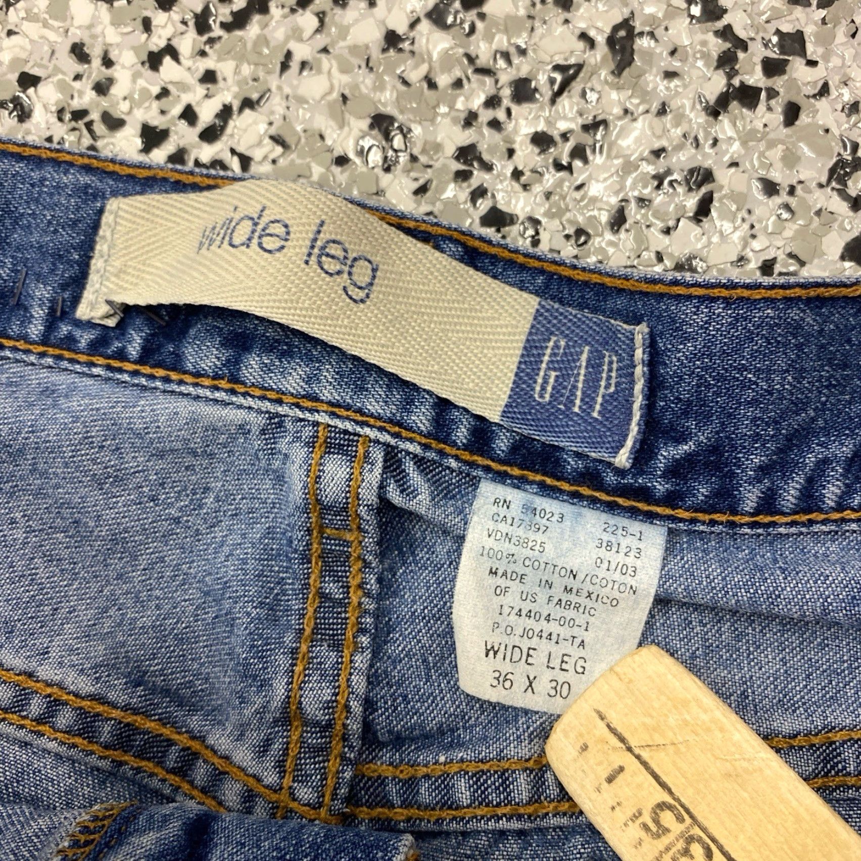 Gap VINTAGE GAP Jeans Mens 34x25.5 Wide-Leg Baggy Skater Faded Grunge Y2K HEMMED Size US 34 / EU 50 - 2 Thumbnail