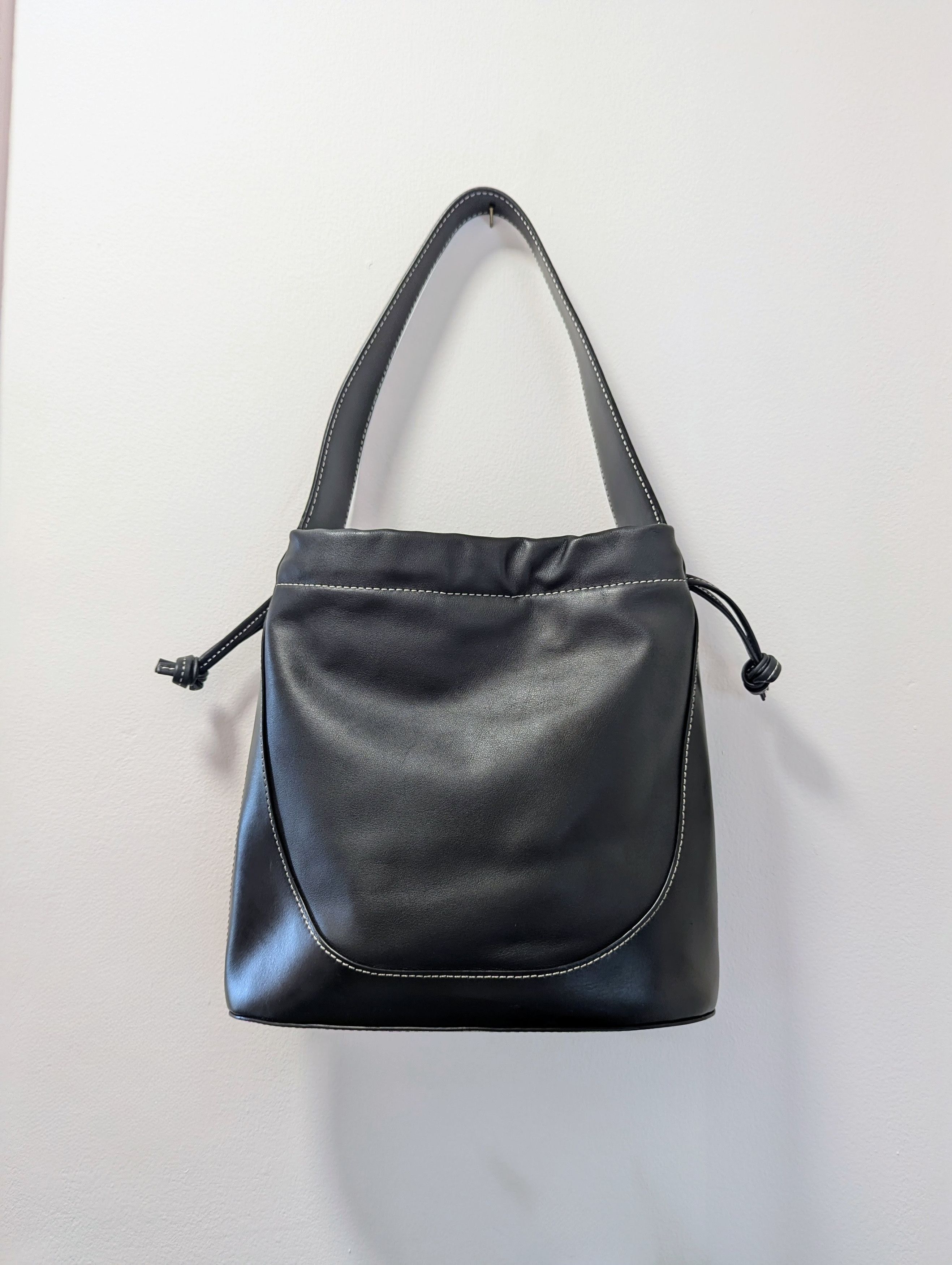 Staud STAUD Cinch Leather Bucket Bag in Black LIKE NEW Size ONE SIZE - 5 Thumbnail