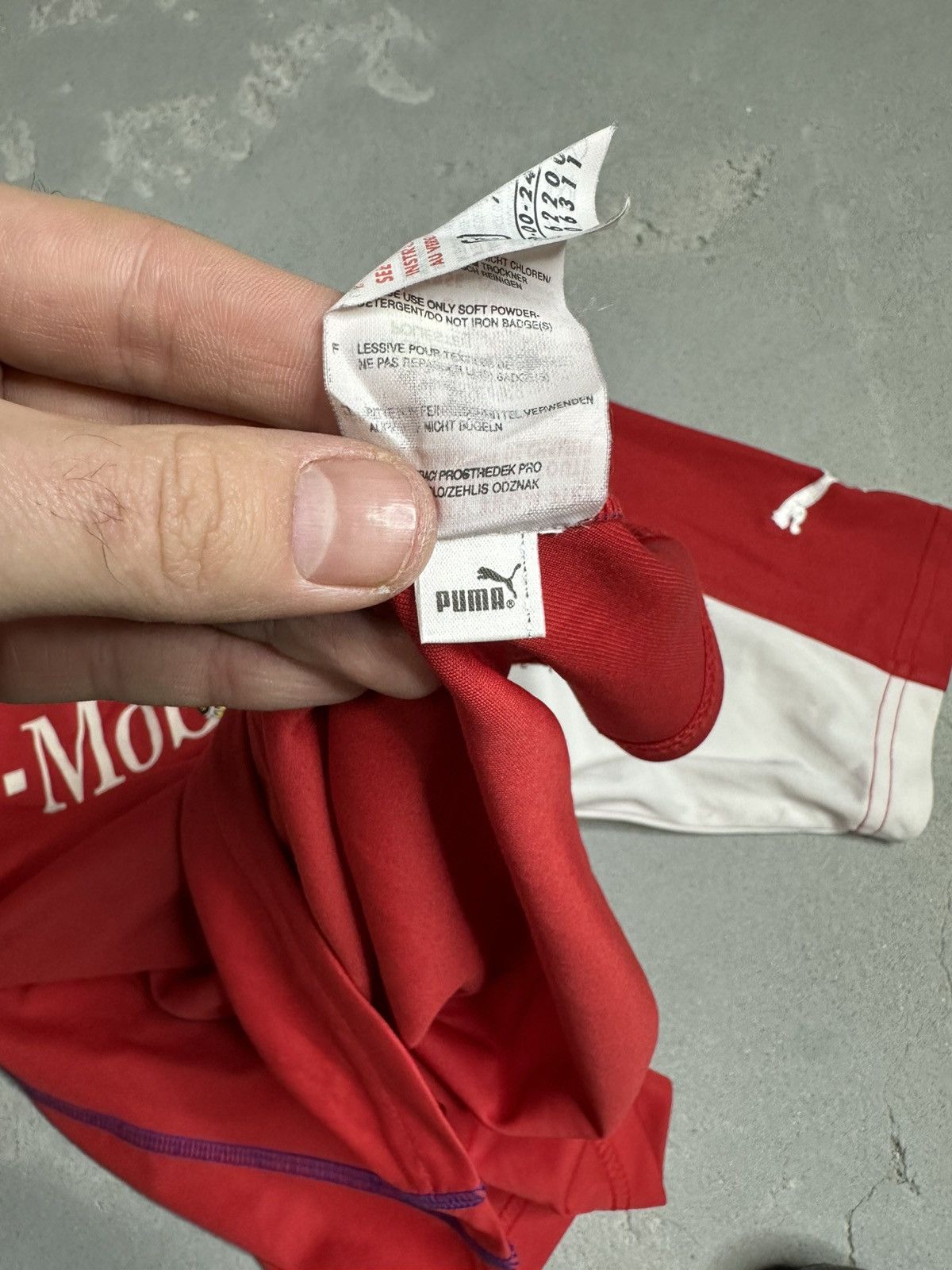 Puma × Vintage Czech Republic Soccer Jersey Size US L / EU 52-54 / 3 - 4 Thumbnail