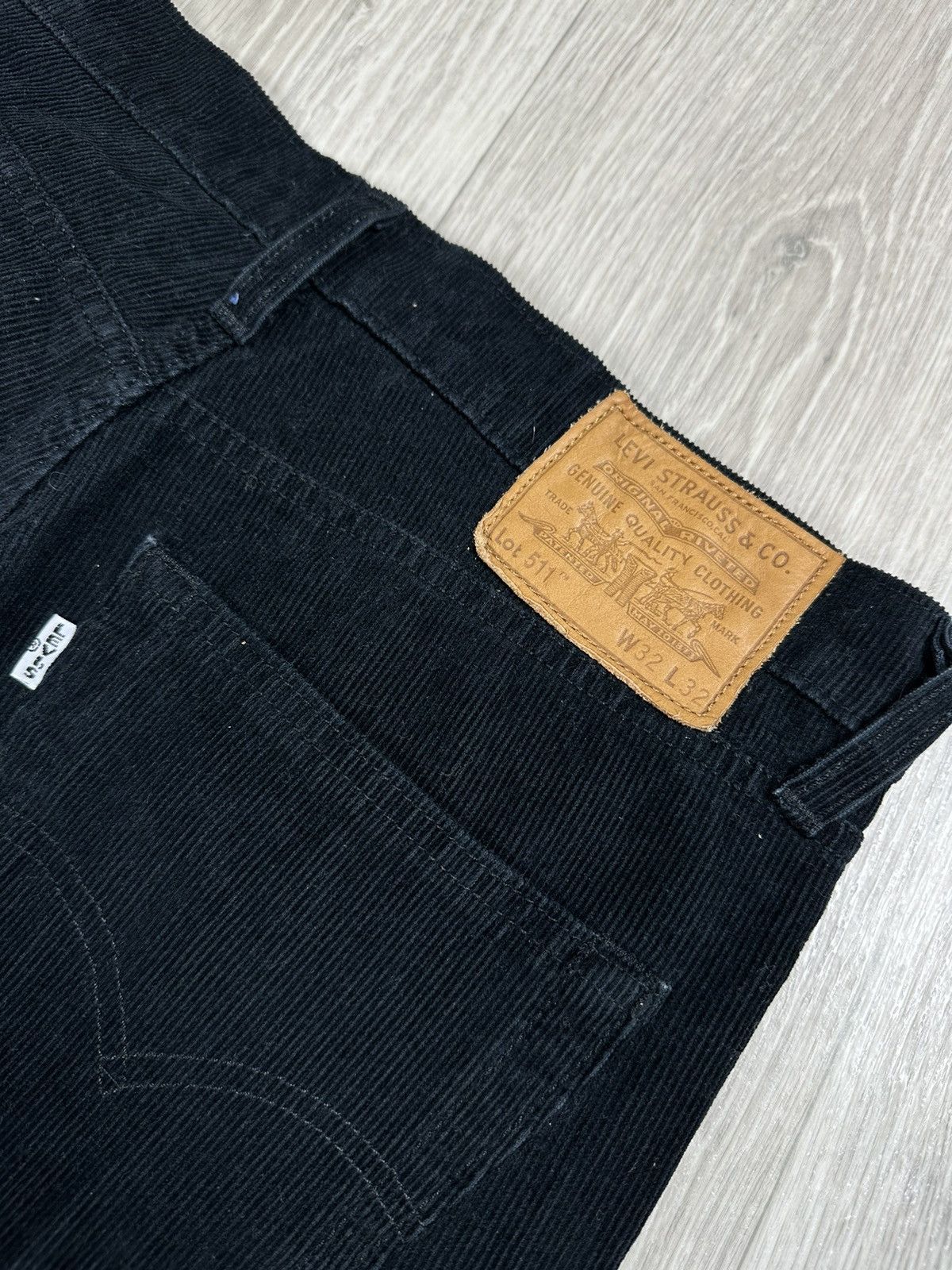Levi's × Levi's Vintage Clothing Men’s Levi’s 511 Premium Velvet Pants Jeans Navy Corduroy Size US 32 / EU 48 - 2 Thumbnail