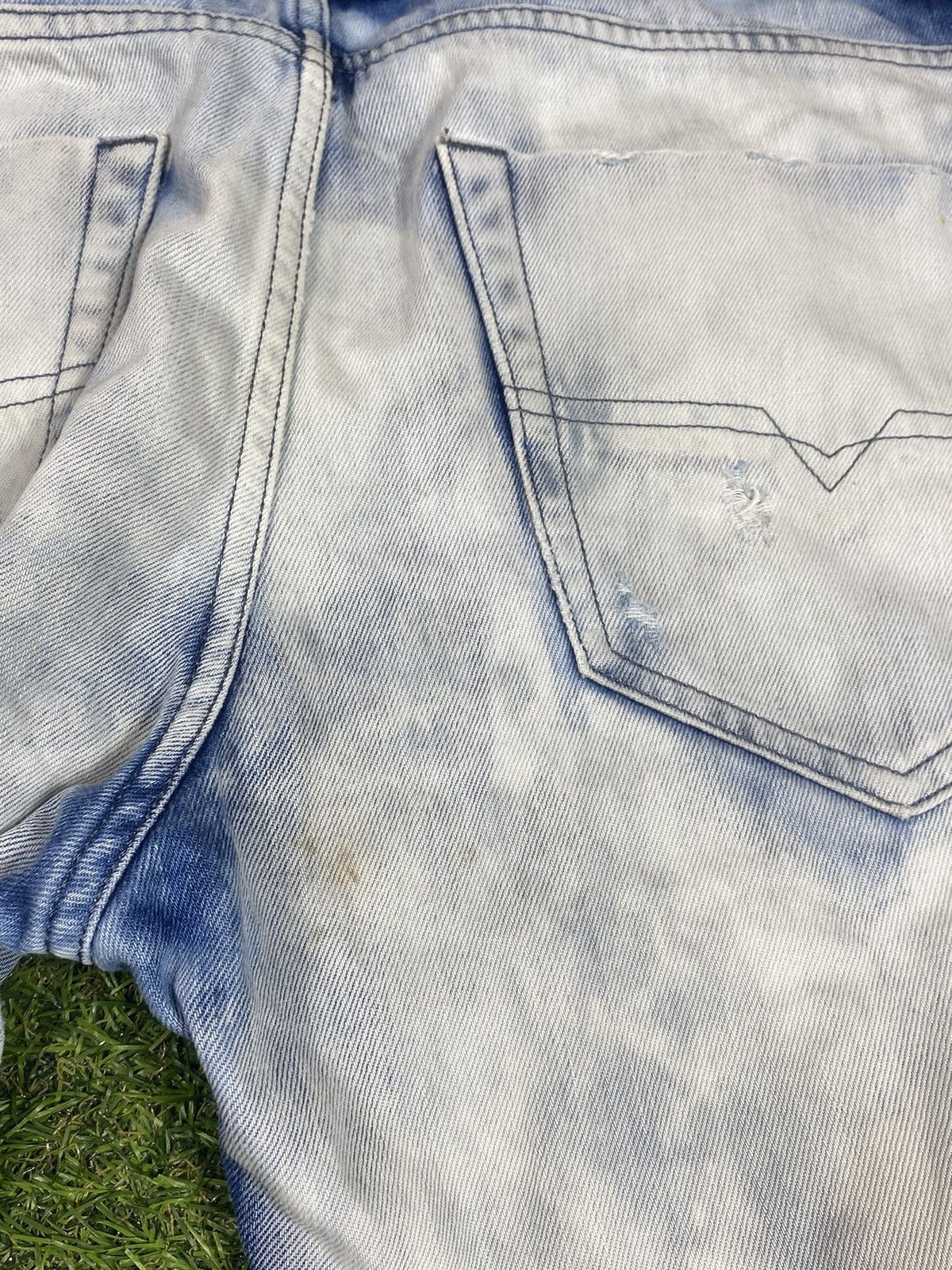 Diesel Vintage Y2K Diesel jeans streetwear faded style size 34 Size US 34 / EU 50 - 13 Thumbnail