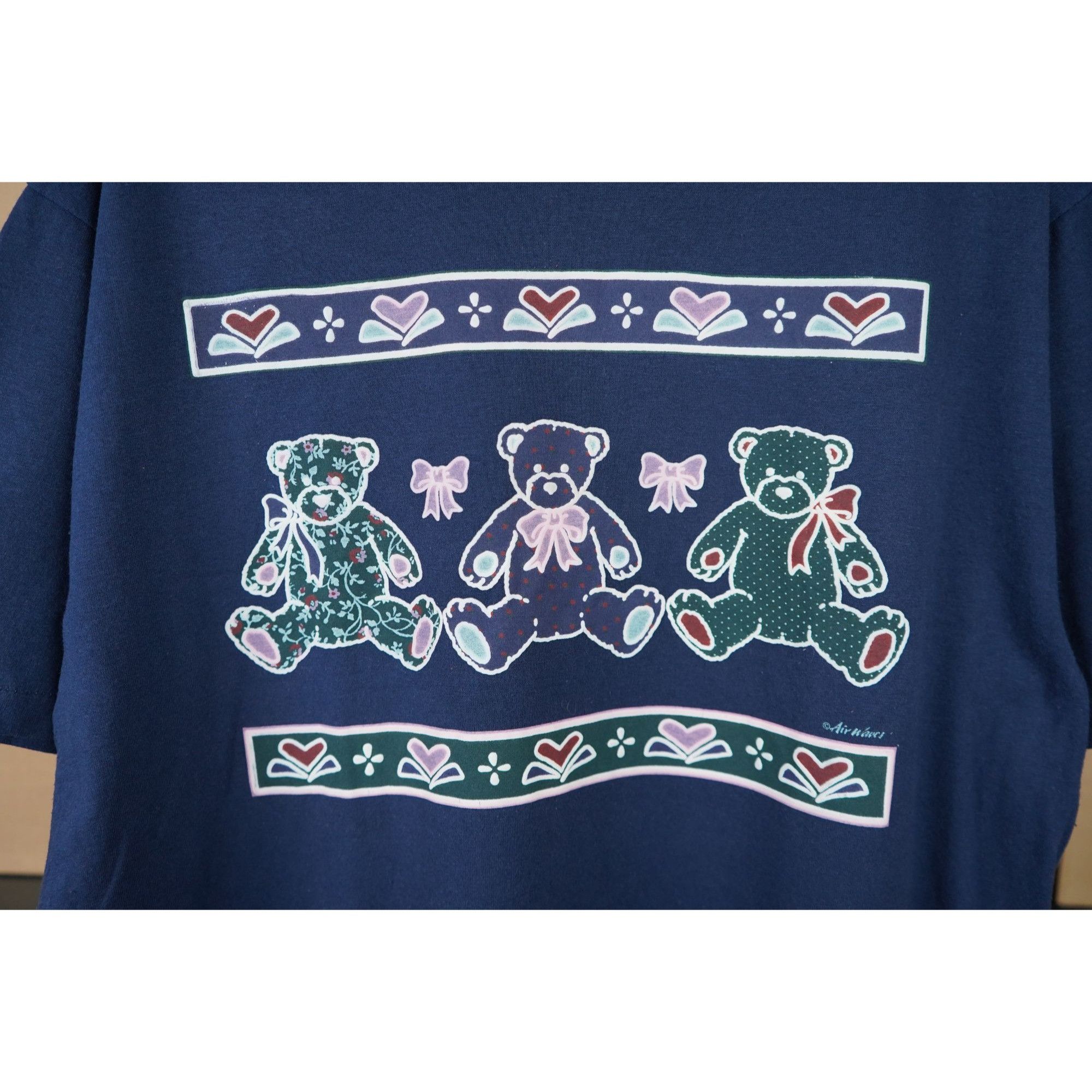 Vintage Vintage 90s Bear Art Cute Tshirt L Unisex #478 Size L / US 10 / IT 46 - 3 Thumbnail