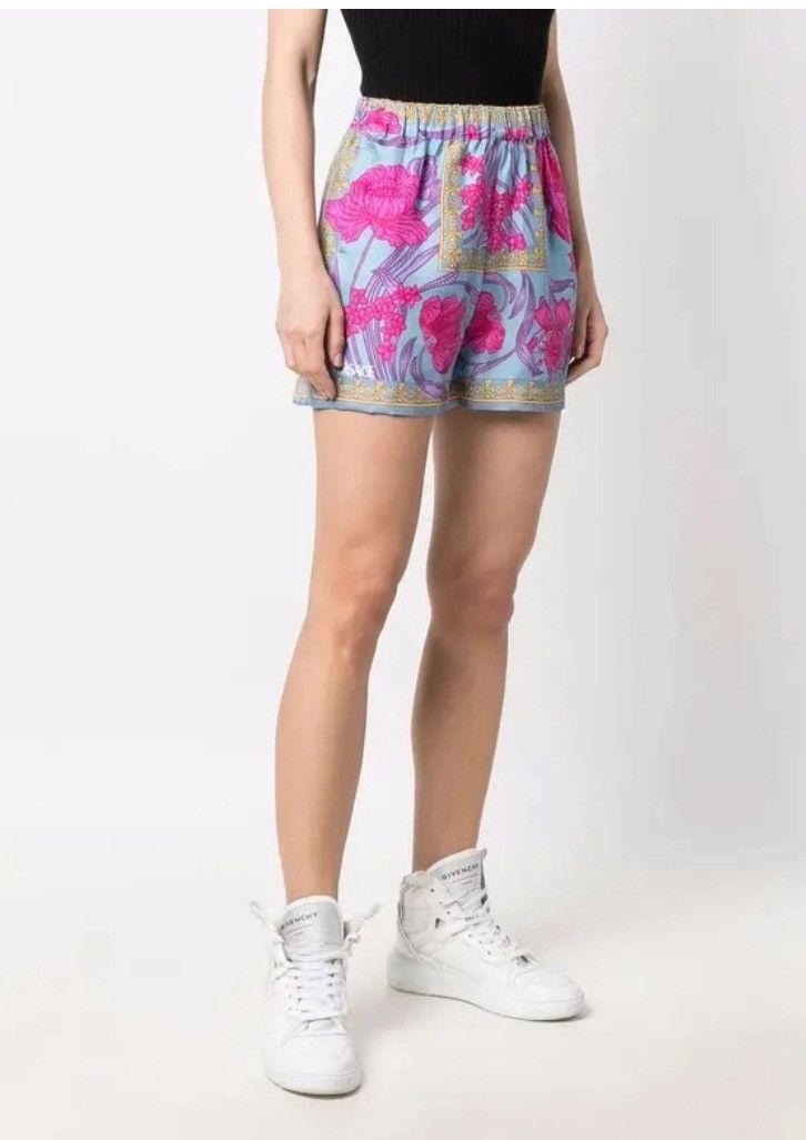 Versace VERSACE Cornflower-Print Satin Shorts Size 32" / US 10 / IT 46 - 5 Thumbnail