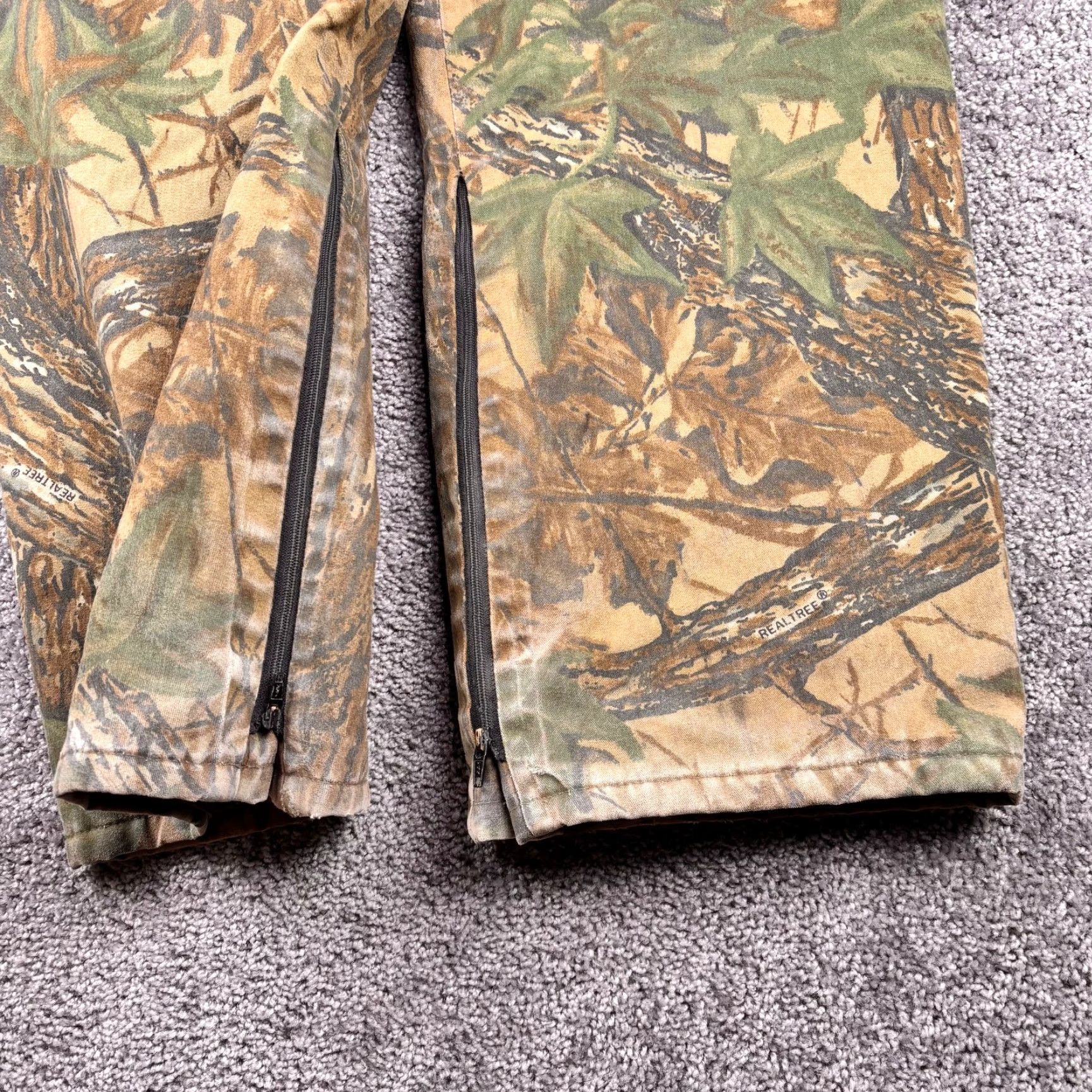 Realtree VINTAGE Hunting Pants Mens L 36-38 Realtree Camo Insulated Gore-Tex Made USA Size US 33 - 2 Thumbnail