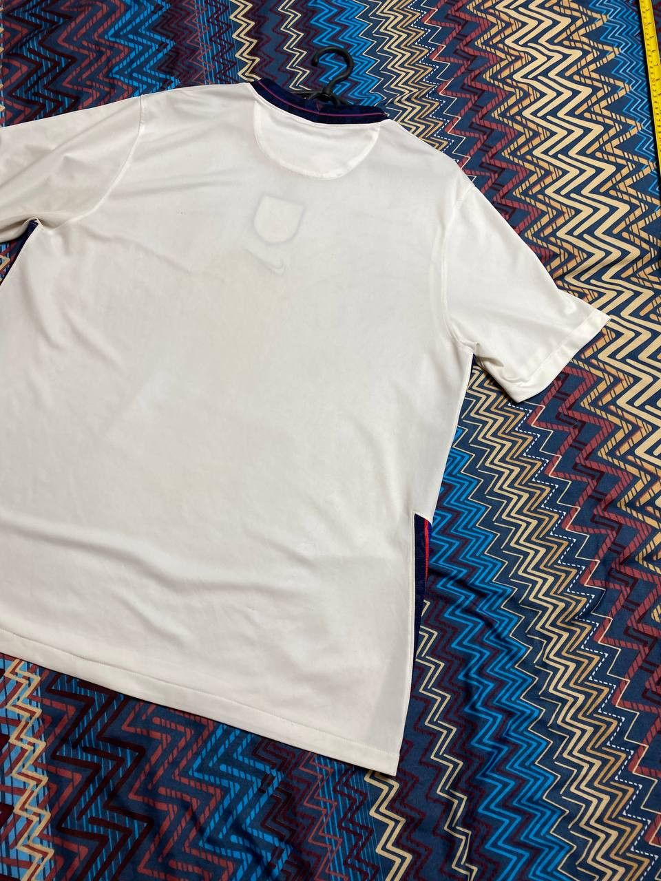 Nike T-Shirt Nike football England logo center jerseys Vintage Size US XL / EU 56 / 4 - 19 Thumbnail