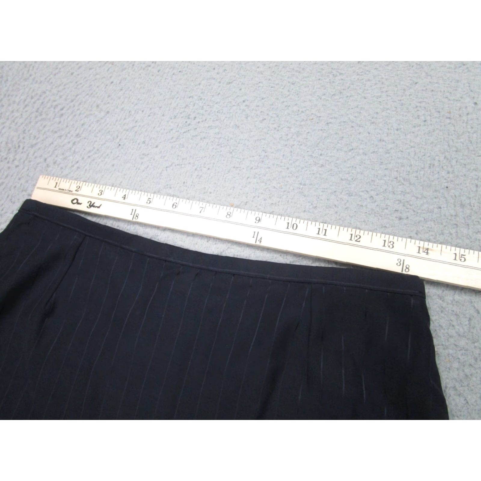 Armani ARMANI Women's Pencil Skirt Size 6 Blue Striped Wool Blend Lined Casual Size 28" / US 6 / IT 42 - 3 Thumbnail