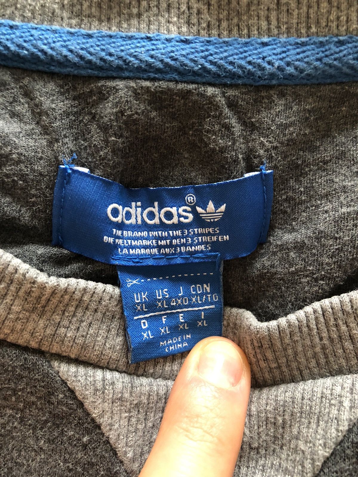 Adidas ADIDAS VINTAGE CLASSIC CREWNECK SWEATSHIRT Size US L / EU 52-54 / 3 - 3 Thumbnail