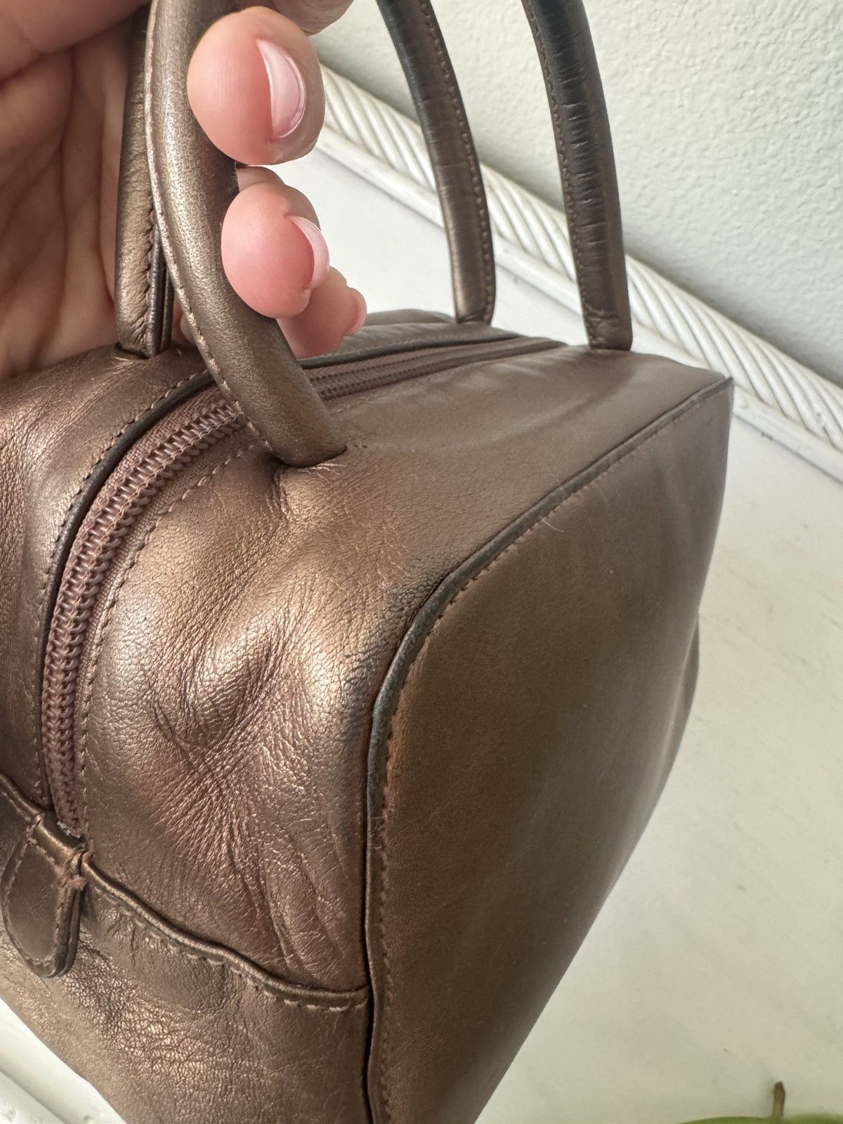 Loewe Loewe Mini Top Handle Bag – Bronze leather Size ONE SIZE - 16 Thumbnail
