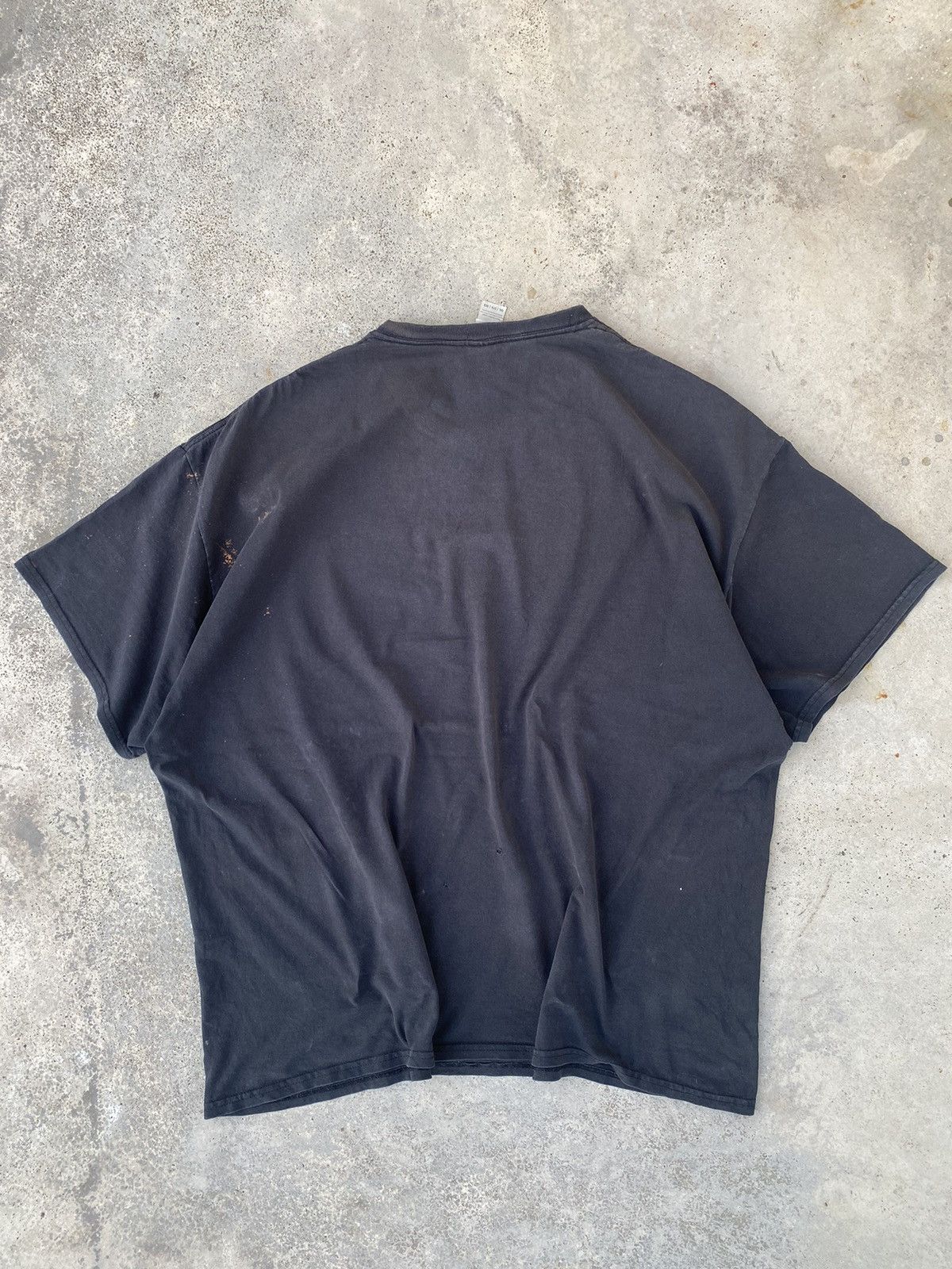 Band Tees Distressed Sun Faded Demon Devils Head Tees Size US XXL / EU 58 / 5 - 4 Thumbnail