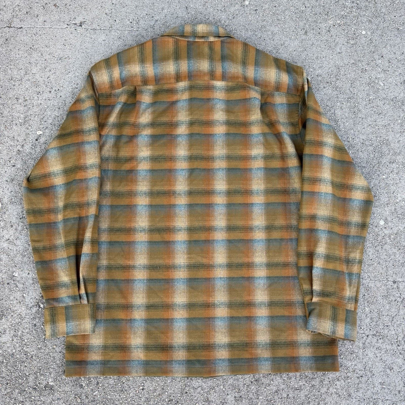 Pendleton Pendleton Original Plaid Wool Board Shirt Sz L Loop Collar Size US L / EU 52-54 / 3 - 3 Thumbnail