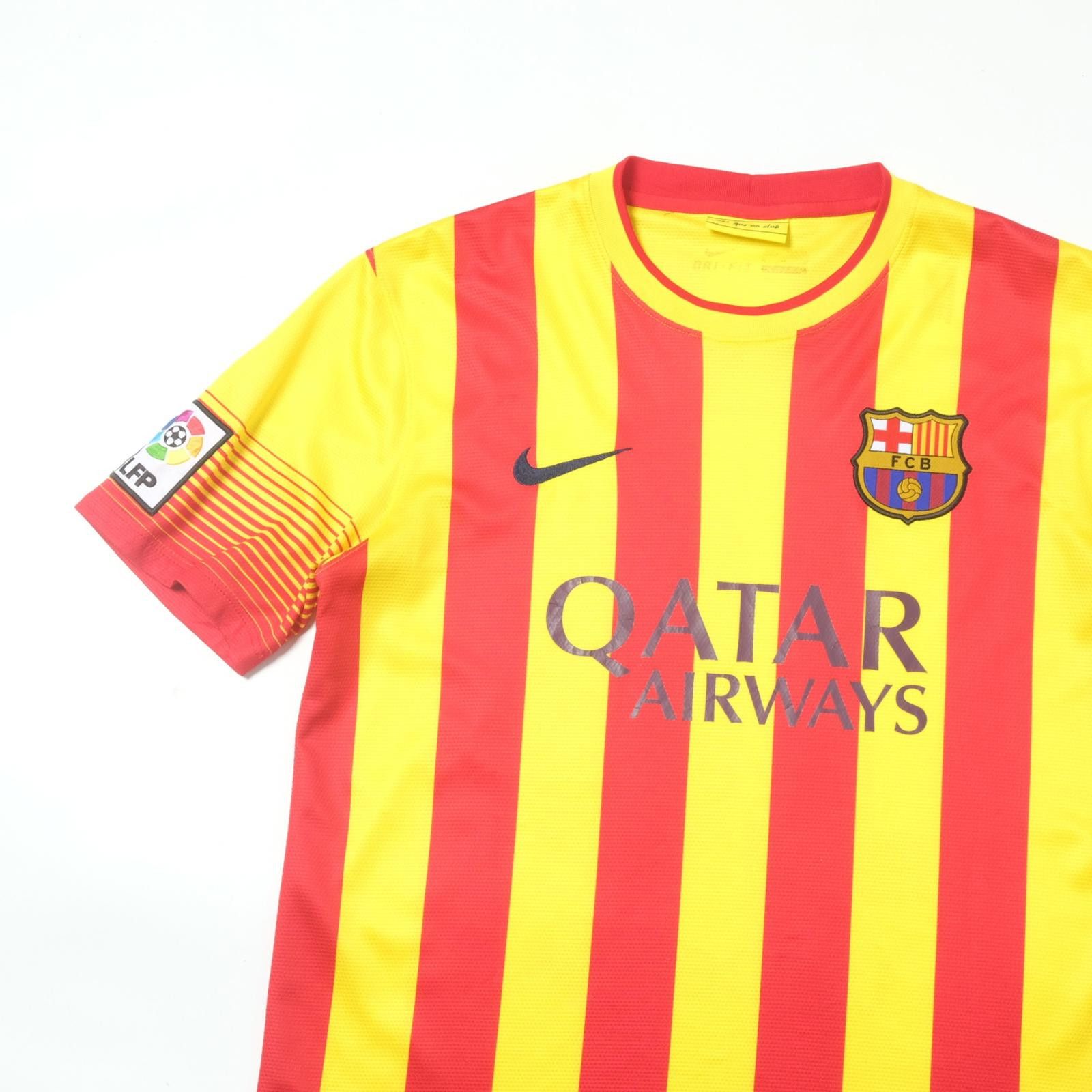 Nike 2013/14 Barcelona Away Shirt Nike Messi (M/L) Size US M / EU 48-50 / 2 - 3 Thumbnail