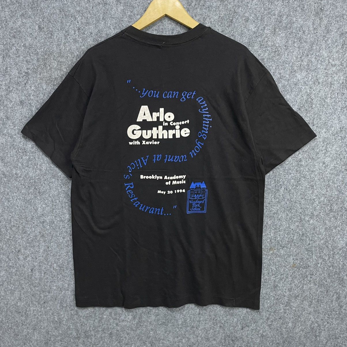 Vintage Vintage 90s Arlo Guthrie in Concert With Xavier T-Shirt Size US L / EU 52-54 / 3 - 3 Thumbnail