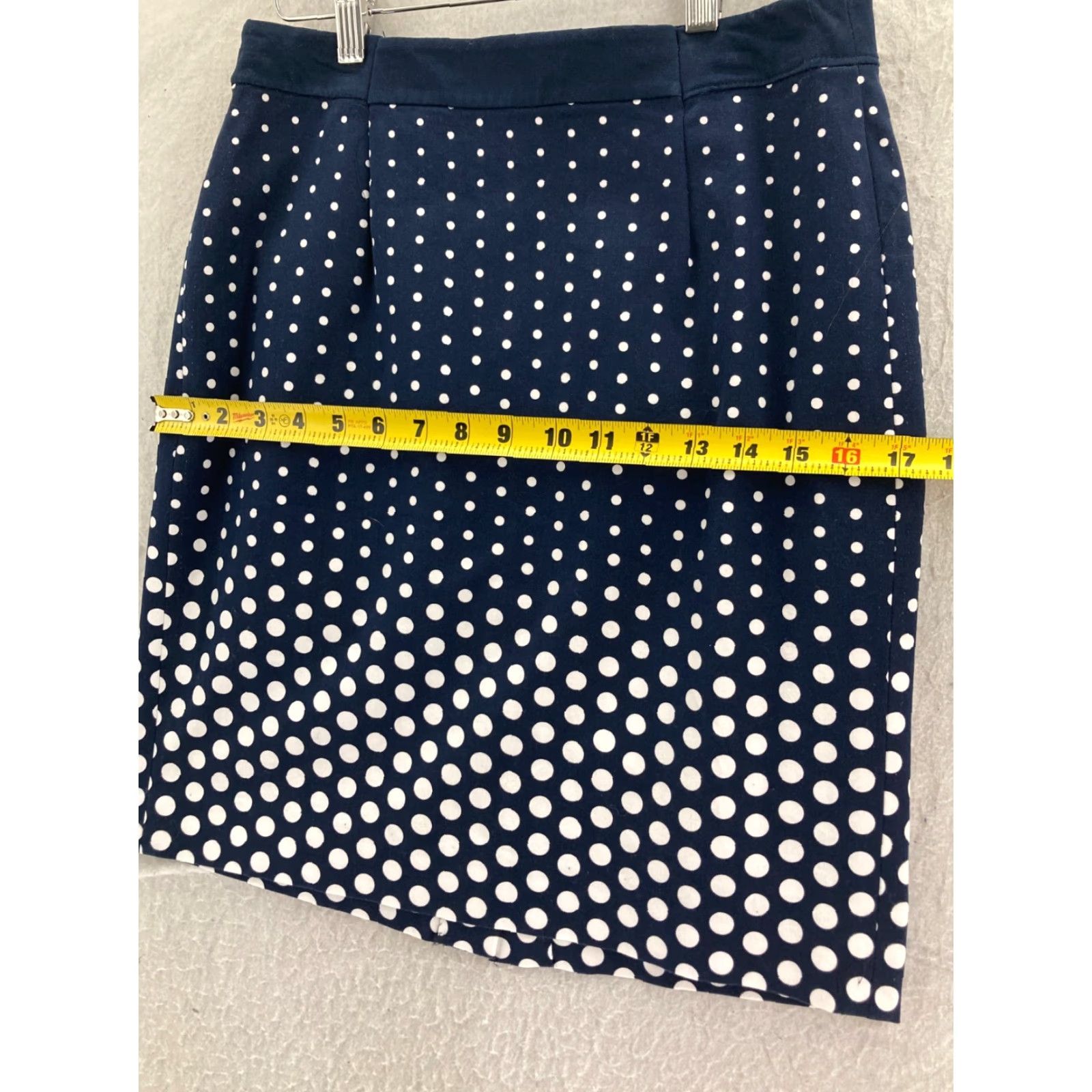 Tommy Hilfiger TOMMY HILFIGER Skirt Womens 6 Navy Polka Dot Knee-Length Cotton Spandex Stretch Pencil Style 90s Designer? Size 28" / US 6 / IT 42 - 3 Thumbnail
