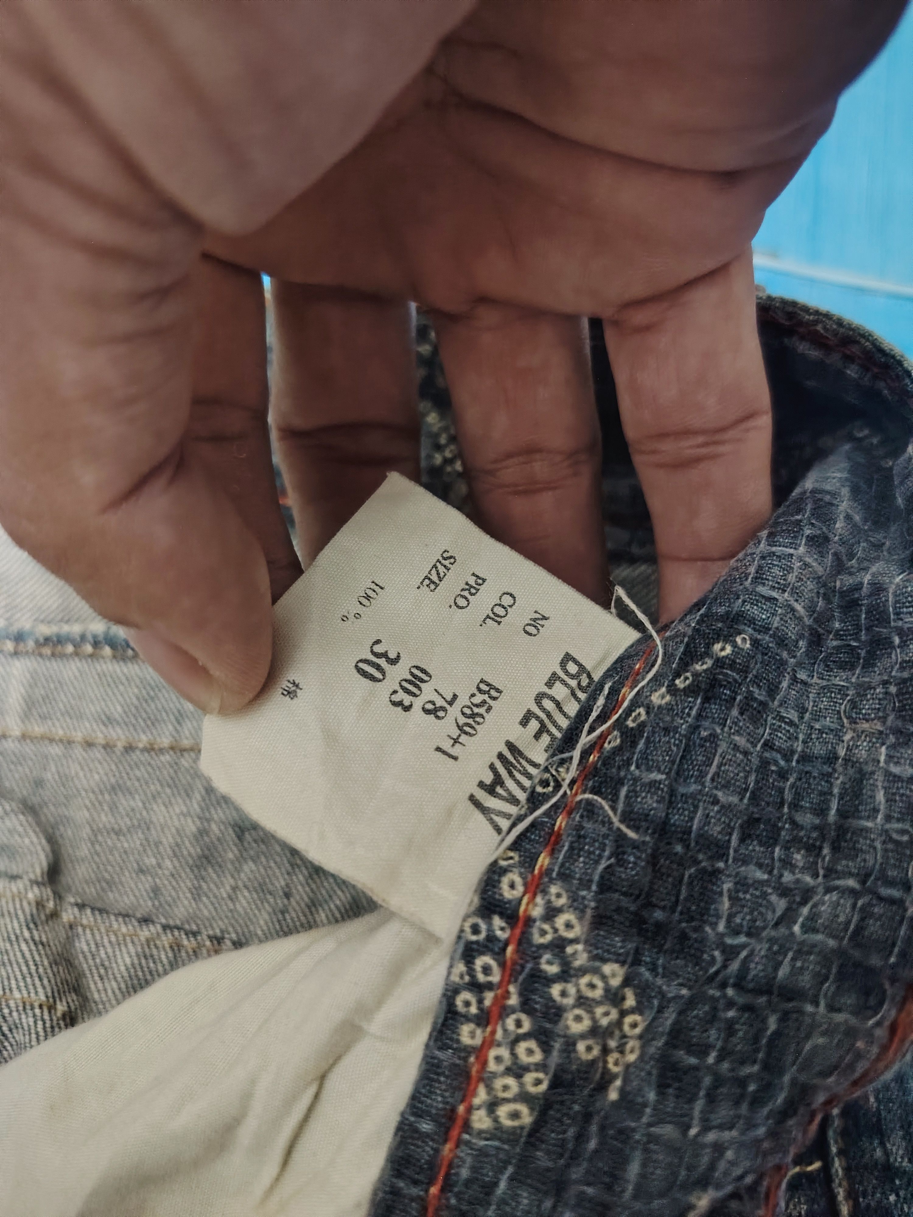 The GV Gallery Japanese Blue Way Distressed Jeans Size US 31 - 13 Thumbnail