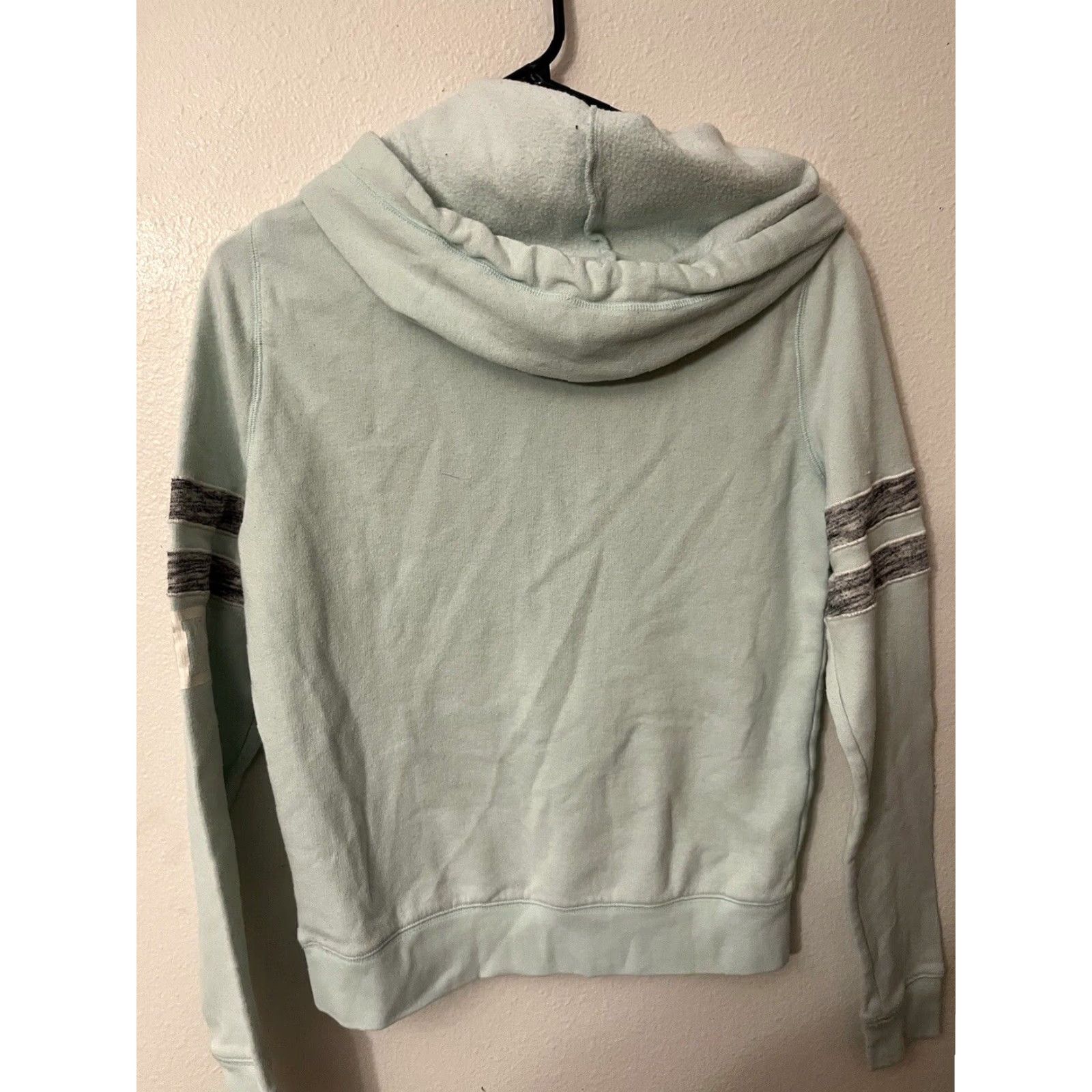 Victoria's Secret VINTAGE Victoria's Secret PINK Lightweight Hoodie Sweatshirt Size Small Light Blue Activewear Womens Size S / US 4 / IT 40 - 4 Thumbnail