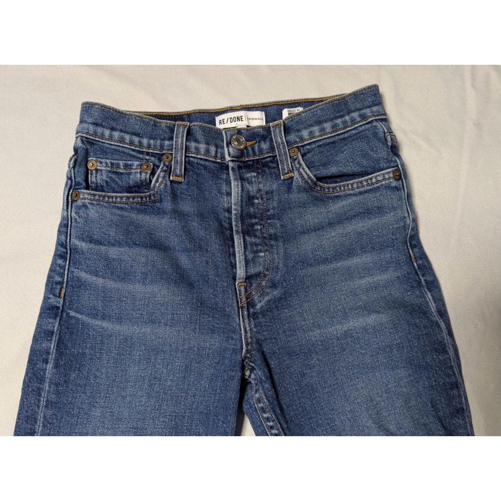 RE/DONE RE/DONE Originals Ankle Jeans Button Fly Blue Stretch - Size 26 MADE USA EUC Womens Jeans, 26 Inseam 27in Mid Rise Size 26" / US 2 / IT 38 - 4 Thumbnail