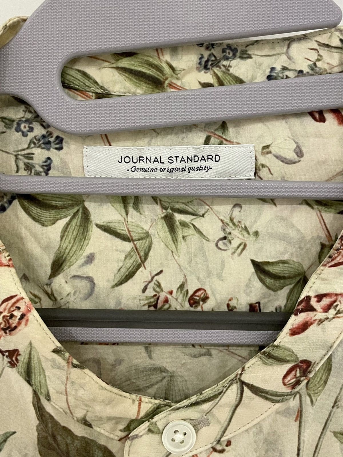 Journal Standard Journal standard floral print band collar shirt Size US M / EU 48-50 / 2 - 3 Thumbnail