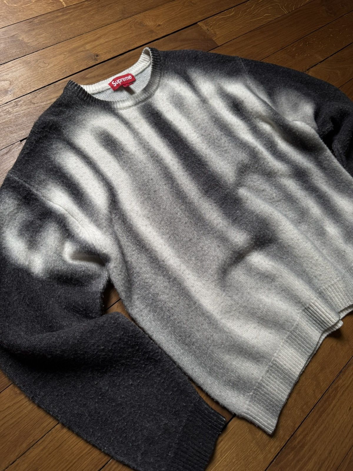 Supreme supreme blurred logo sweater black FW23 Size US S / EU 44-46 / 1 - 3 Thumbnail