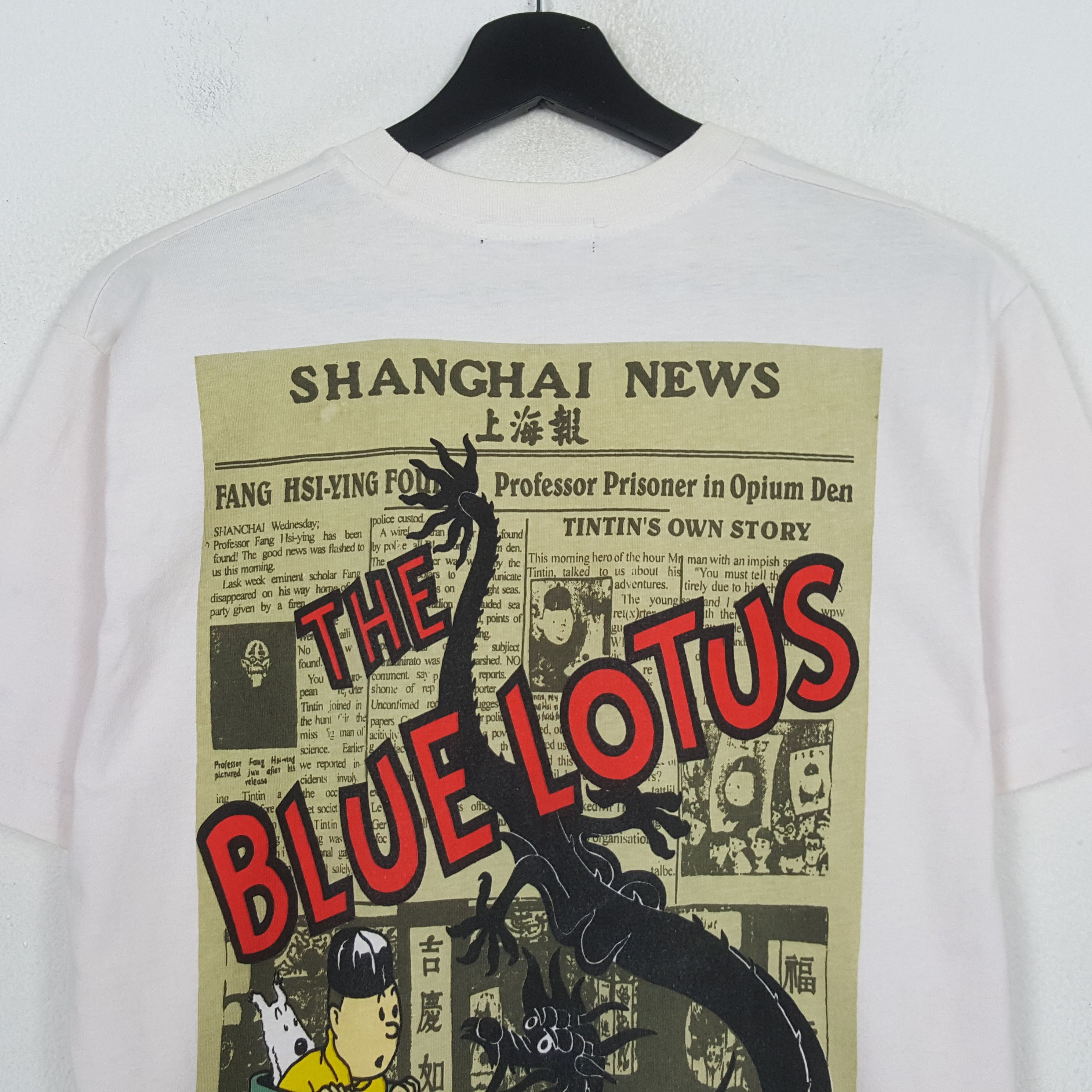 Vintage Adventure Of Tintin The Lotus Blue Tshirt C299N47 Size US M / EU 48-50 / 2 - 2 Thumbnail