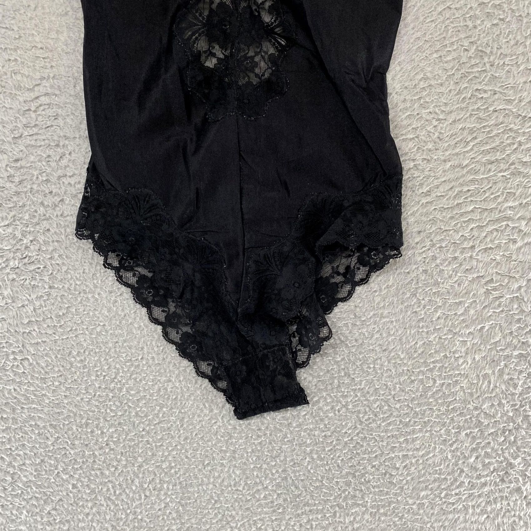 Guy Laroche VINTAGE Guy Laroche Bodysuit Women's Small Black Lace One Piece Nylon Spandex High Leg 80s 90s Union USA Size S / US 4 / IT 40 - 2 Thumbnail
