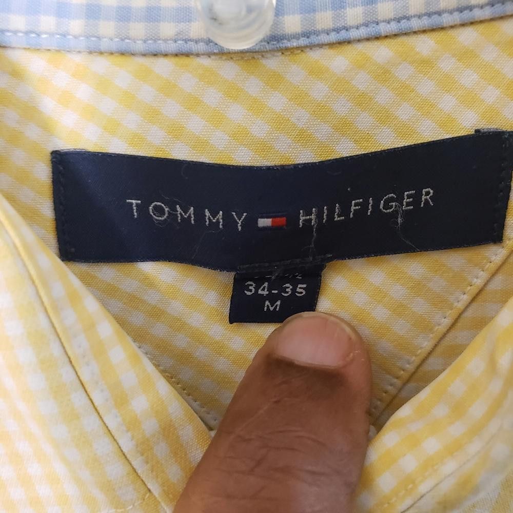 Tommy Hilfiger CT446 Tommy Hilfiger Yellow & white Gingham Dress Shirt 15.5 Size US M / EU 48-50 / 2 - 2 Thumbnail