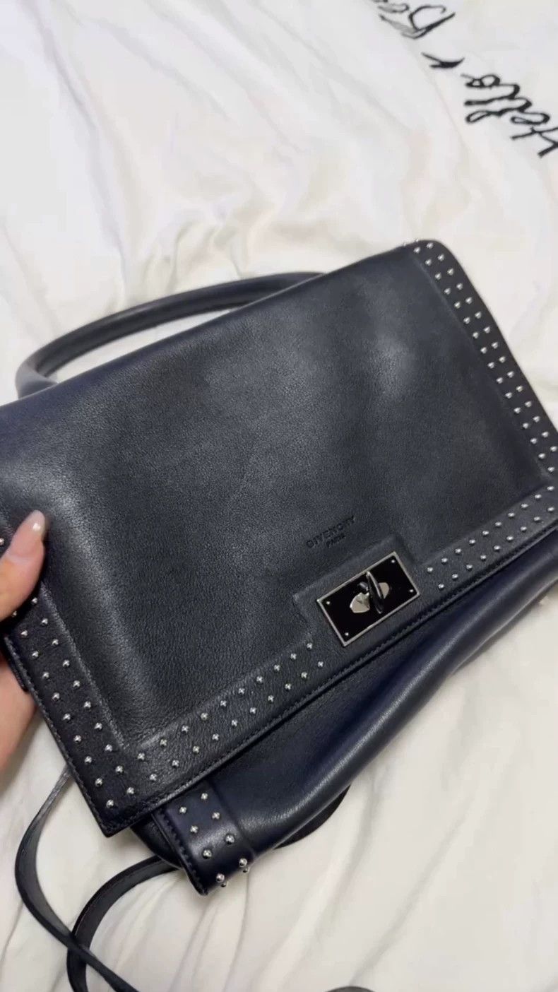 Givenchy Givenchy Handbag Crossbody Size ONE SIZE - 1 Thumbnail