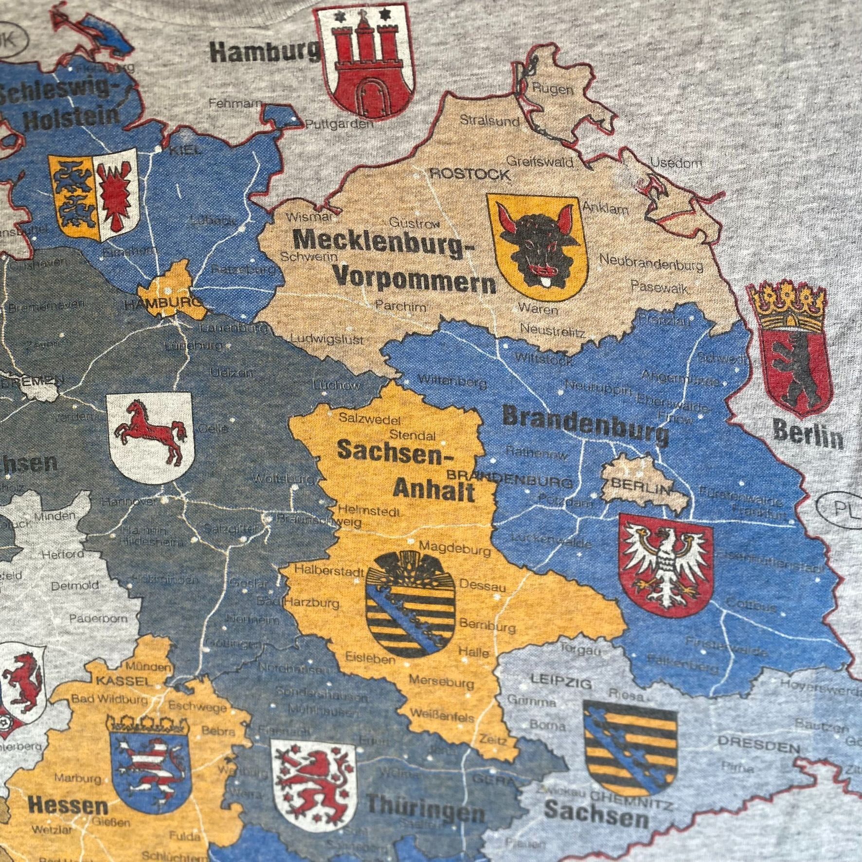 Vintage Vintage 90s Germany States Shirt EU Europe Map Tourist Tee Size US L / EU 52-54 / 3 - 4 Thumbnail