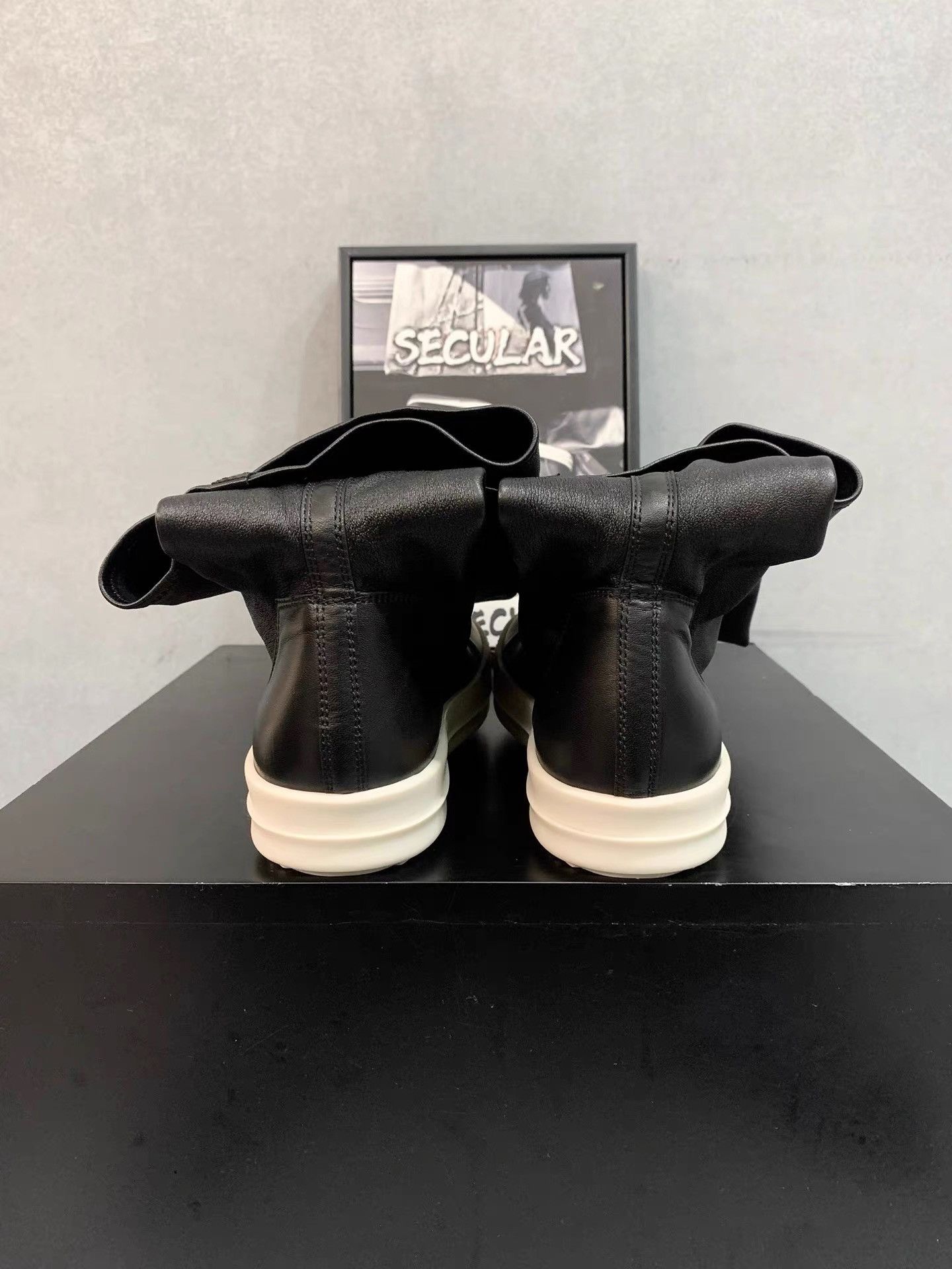 Rick Owens Rick Owens Main Line Sheepskin Over-the-Knee Boots K34 Size US 5.5 / IT 35.5 - 7 Thumbnail