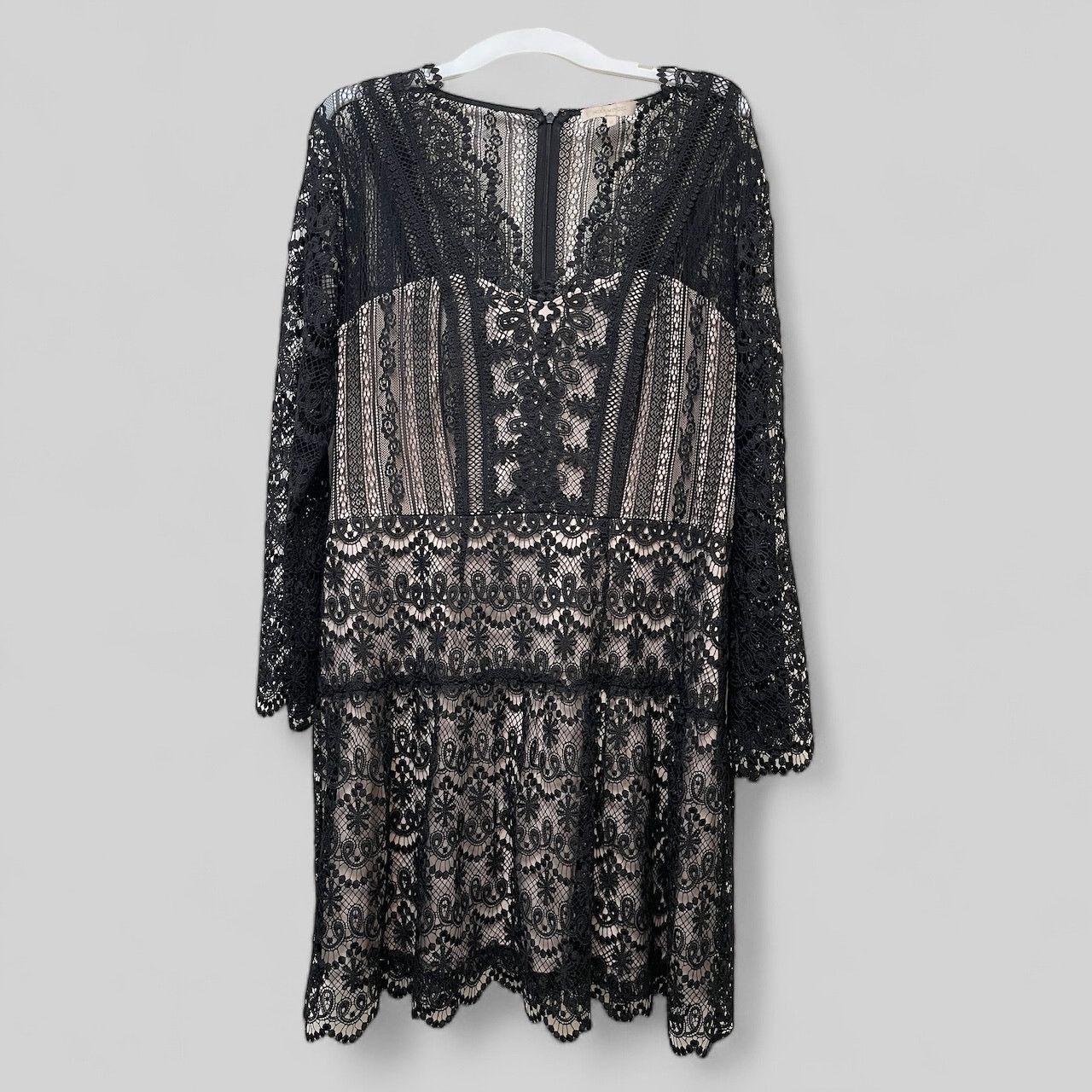 Unknown London Mika Mindel Black Lace Dress Nude Lining Knee Length Sz XL Size XL / US 12-14 / IT 48-50 - 2 Thumbnail