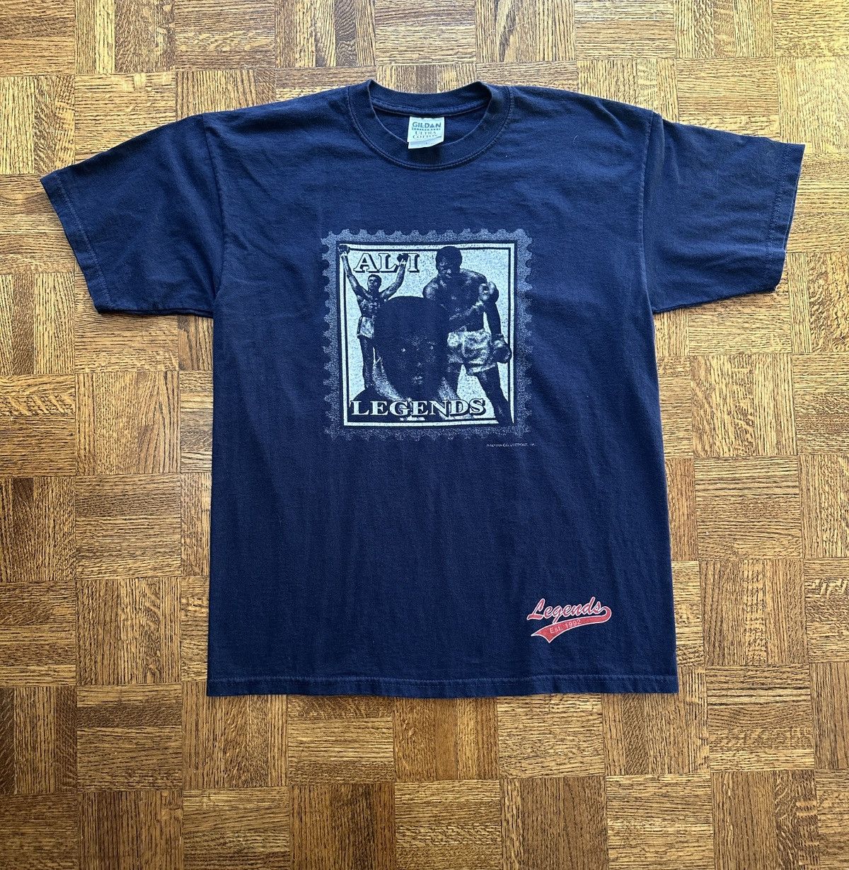 Vintage Vintage 90s Muhammad Ali Legends Stamp Graphic Tee Size US L / EU 52-54 / 3 - 1 Thumbnail