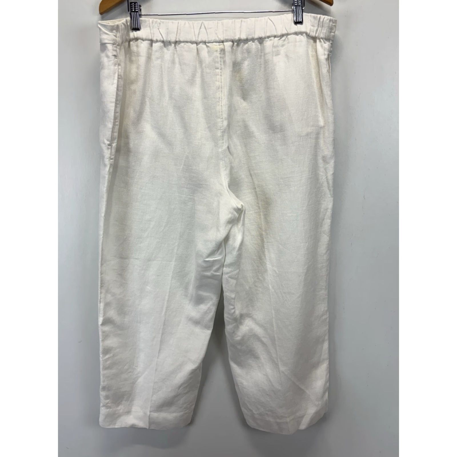 Vintage VINTAGE Chico's Linen Crop Pants Beach White XL Regular Women Pants Linen Pull On Button Closure Tapered Cropped Comfort Size XL Women Size 40" / US 18 - 3 Thumbnail
